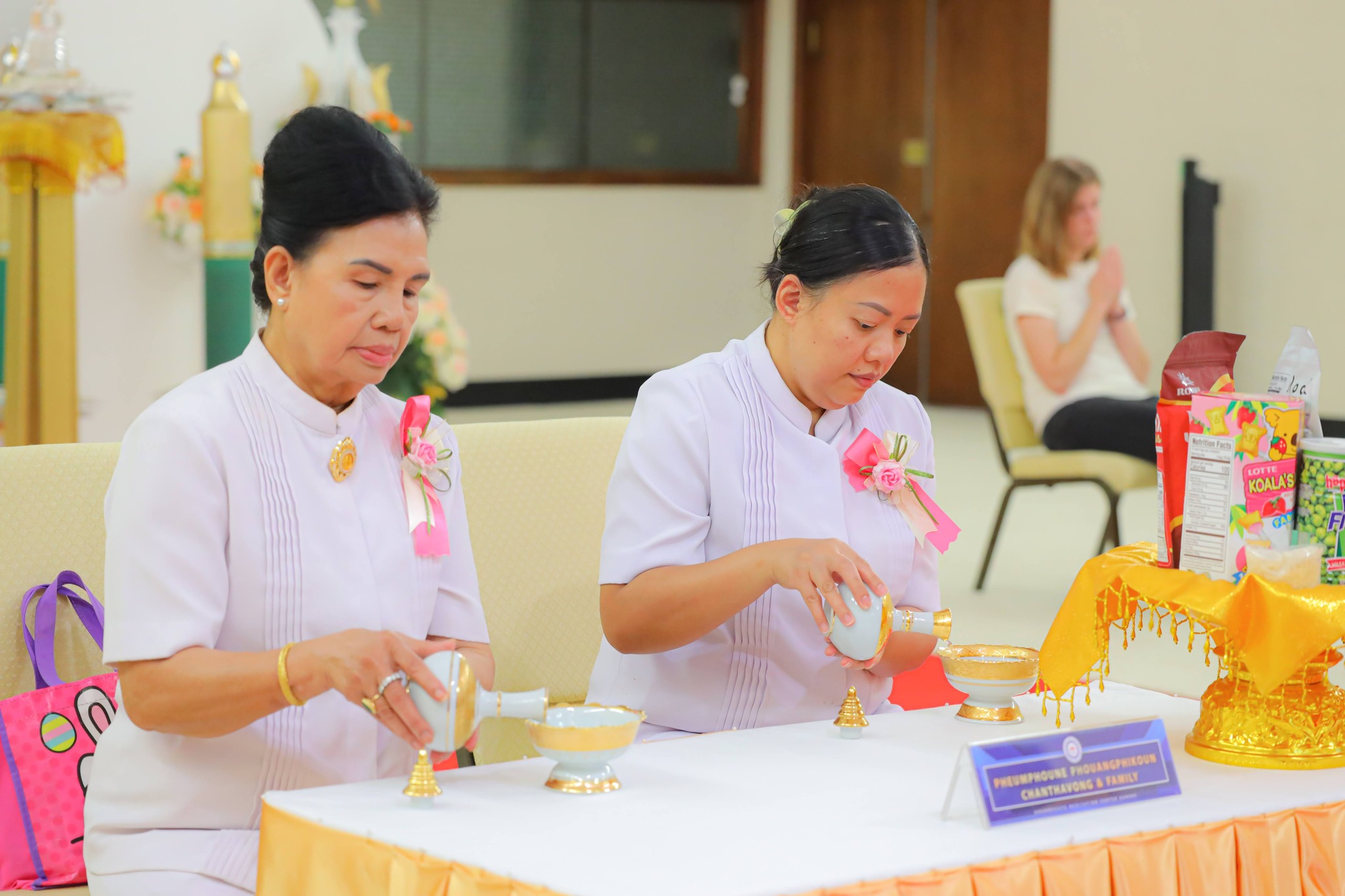วัดพระธรรมกายแคนซัส จัดงานบุญวันอาทิตย์