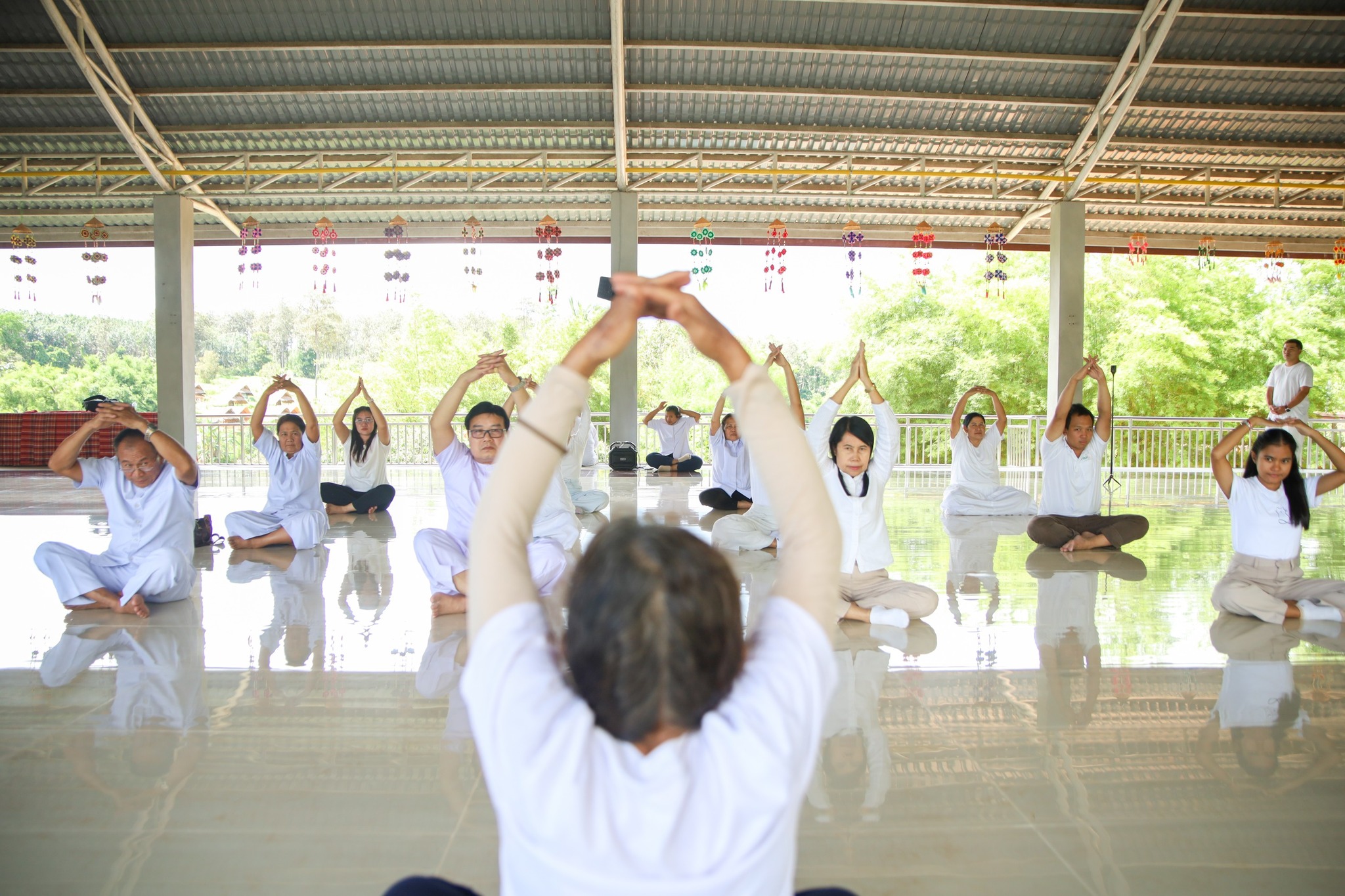 ออกกำลังกาย ยืดเส้นผ่อนคลายร่างกาย