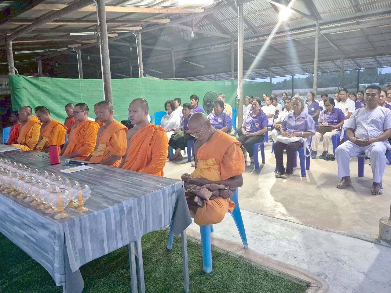 ชมรมพุทธรักษาจังหวัดชายแดนใต้ จัดโครงการสัมมนาเชิงปฏิบัติธรรมชุมชนสันติสุข