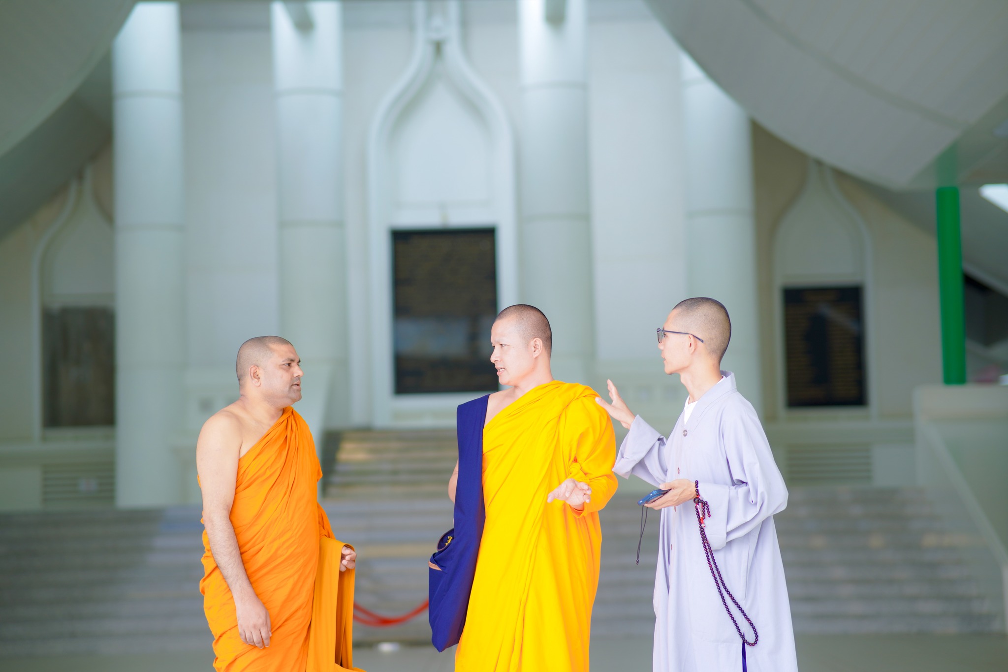 พระอาจารย์ชาวไต้หวัน เดินทางมาเยี่ยมชมวัดพระธรรมกาย