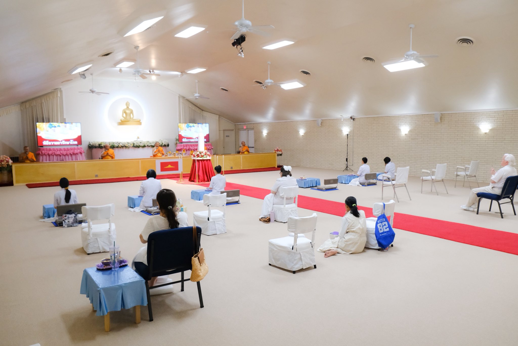 วัดพระธรรมกายเท็กซัส จัดงานบุญวันอาทิตย์