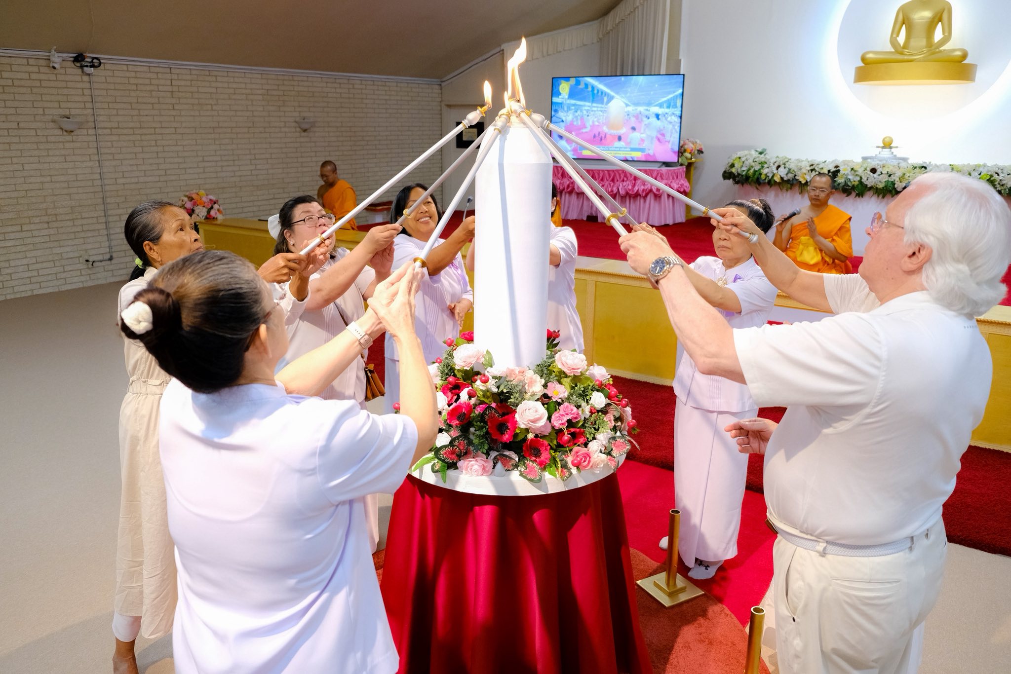 วัดพระธรรมกายเท็กซัส จัดงานบุญวันอาทิตย์