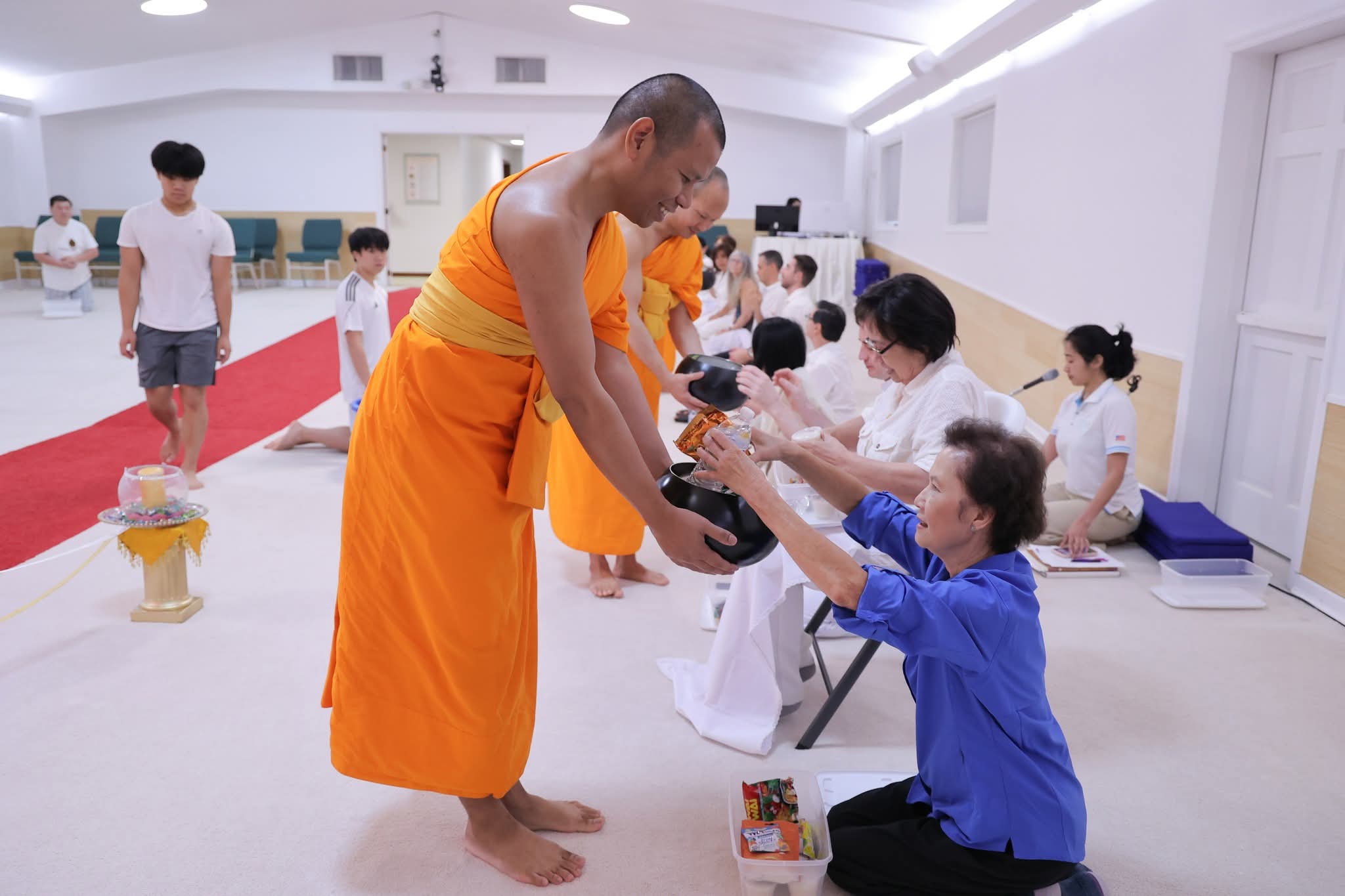 วัดพระธรรมกายจอร์เจีย จัดพิธีจุดเทียนใจไฟนิรันดร์อนันตชัย