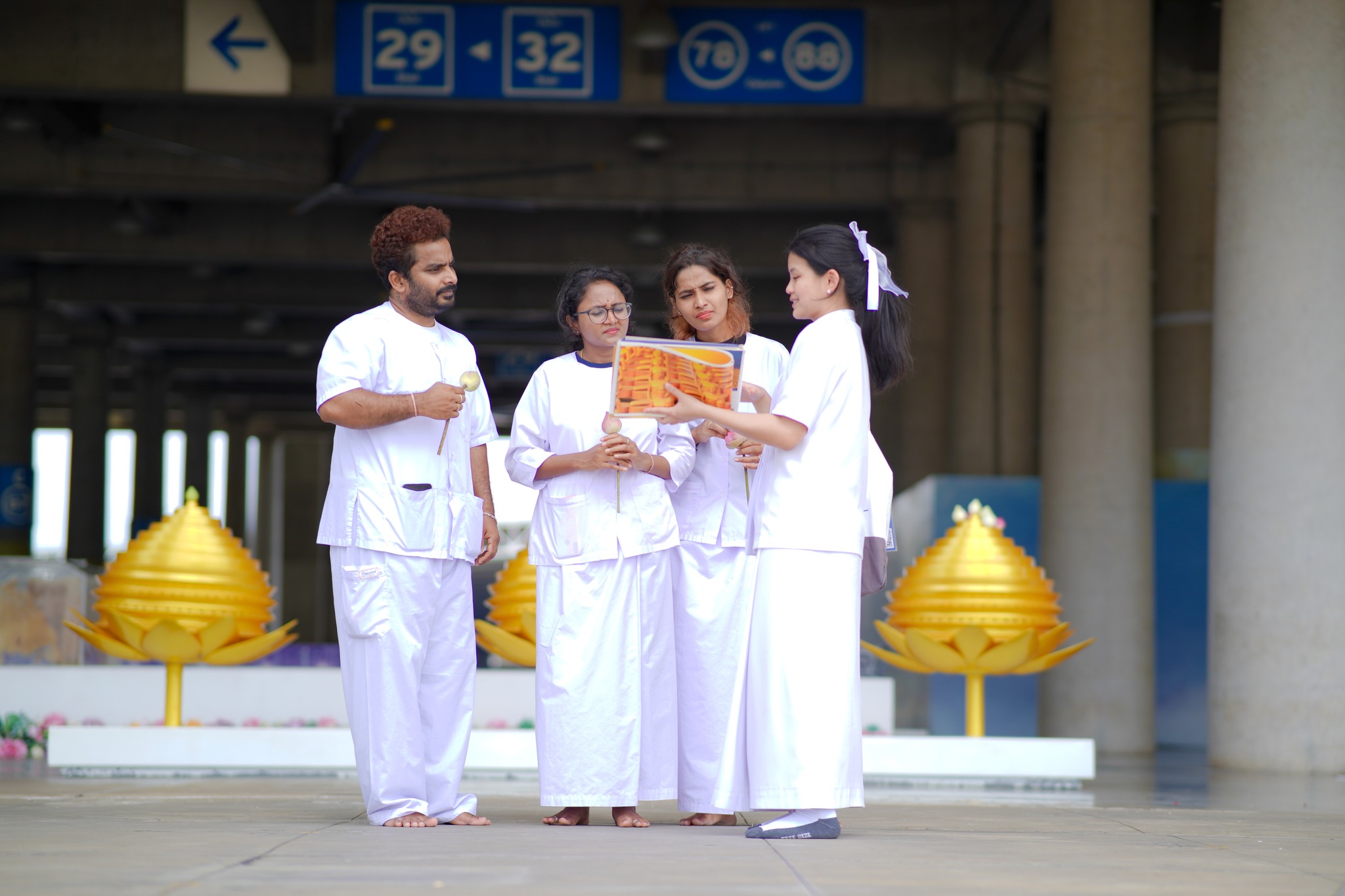 ชาวอินเดีย มาเยือนวัดพระธรรมกายครั้งแรก