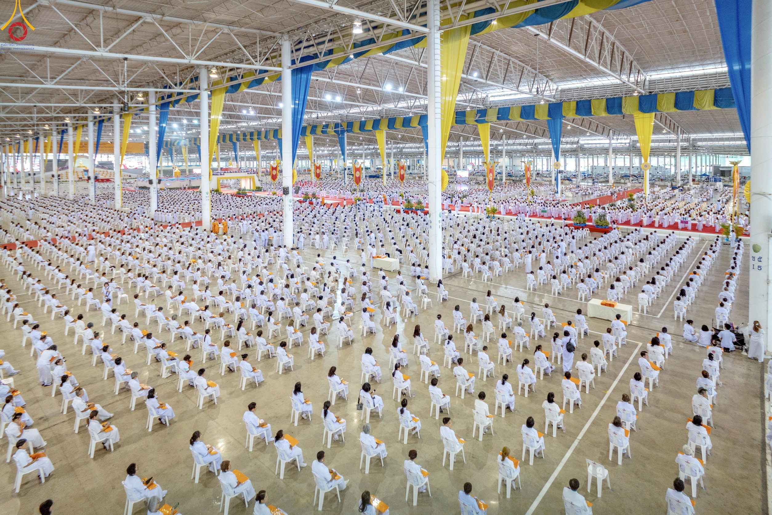 ภาคบ่ายเป็นพิธีทอดผ้าป่าเพื่อสร้างอาคาร 82 ปี หลวงพ่อธัมมชโย,และยังร่วมสมทบกฐินวัดพระธรรมกาย และกฐินสามัคคีทั่วไทย 30,000 วัด ครั้งที่ 1