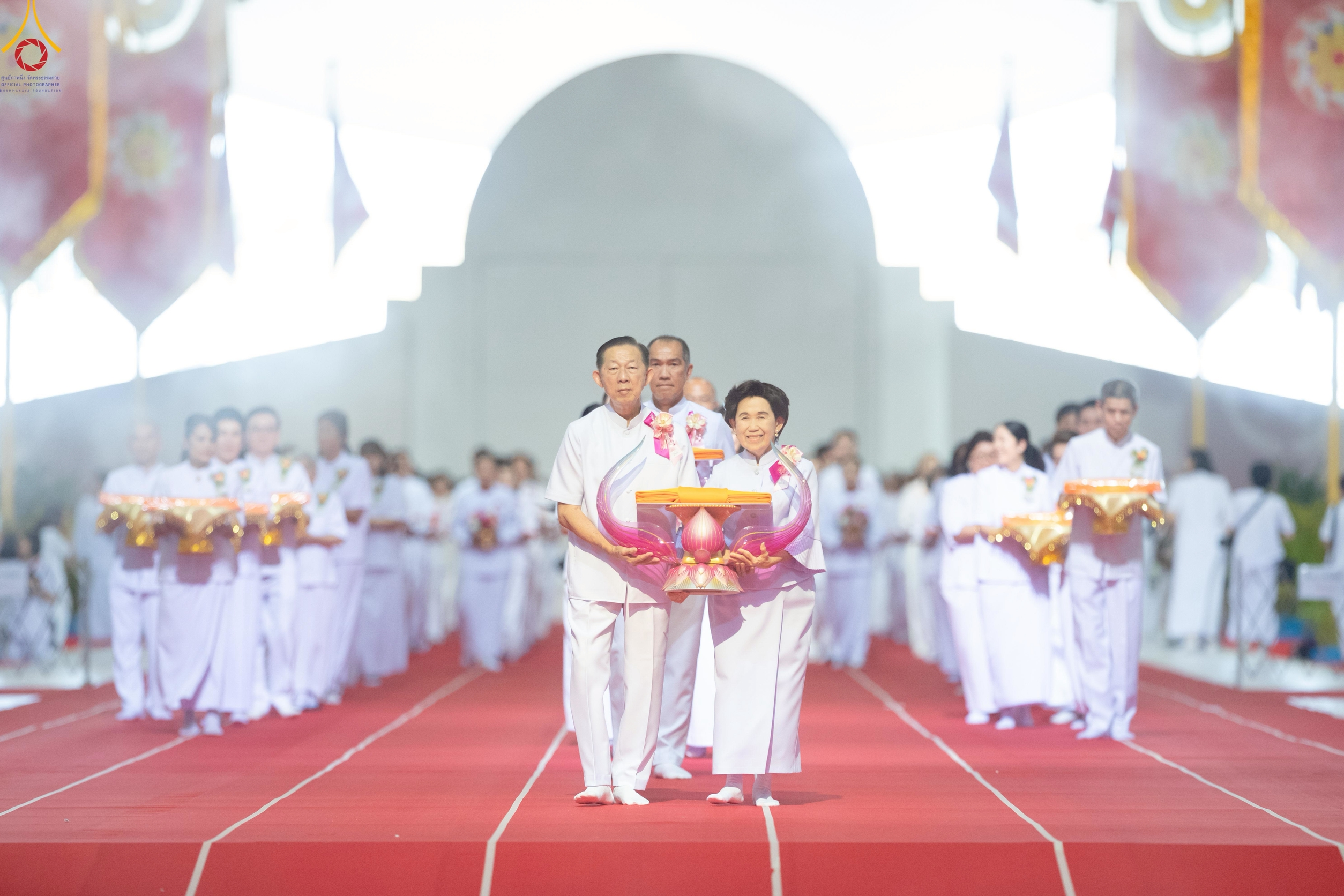 ภาคบ่ายเป็นพิธีทอดผ้าป่าเพื่อสร้างอาคาร 82 ปี หลวงพ่อธัมมชโย,และยังร่วมสมทบกฐินวัดพระธรรมกาย และกฐินสามัคคีทั่วไทย 30,000 วัด ครั้งที่ 1