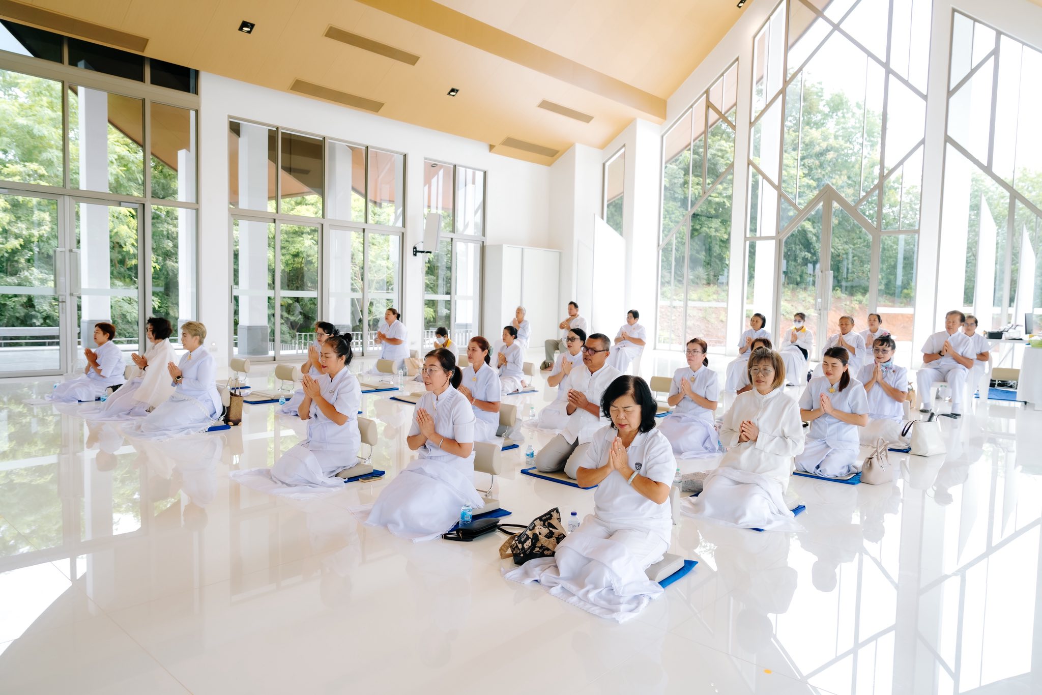 ศูนย์ปฏิบัติธรรมแก้วเมืองเลย จัดงานบุญเนื่องในวันธรรมชัย