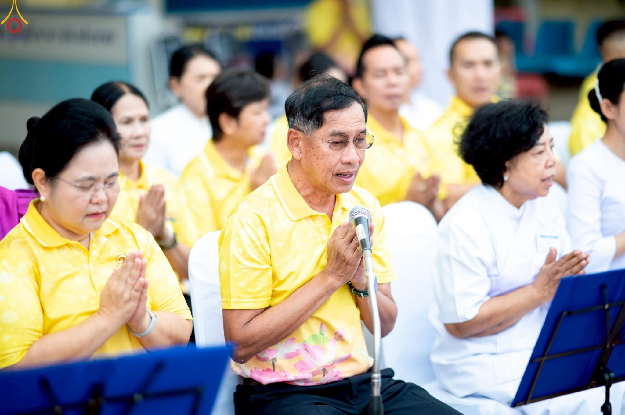 ทำบุญตักบาตรแด่คณะสงฆ์ 122 รูป เนื่องในโอกาสครบรอบ 121 ปี อำเภอคลองหลวง