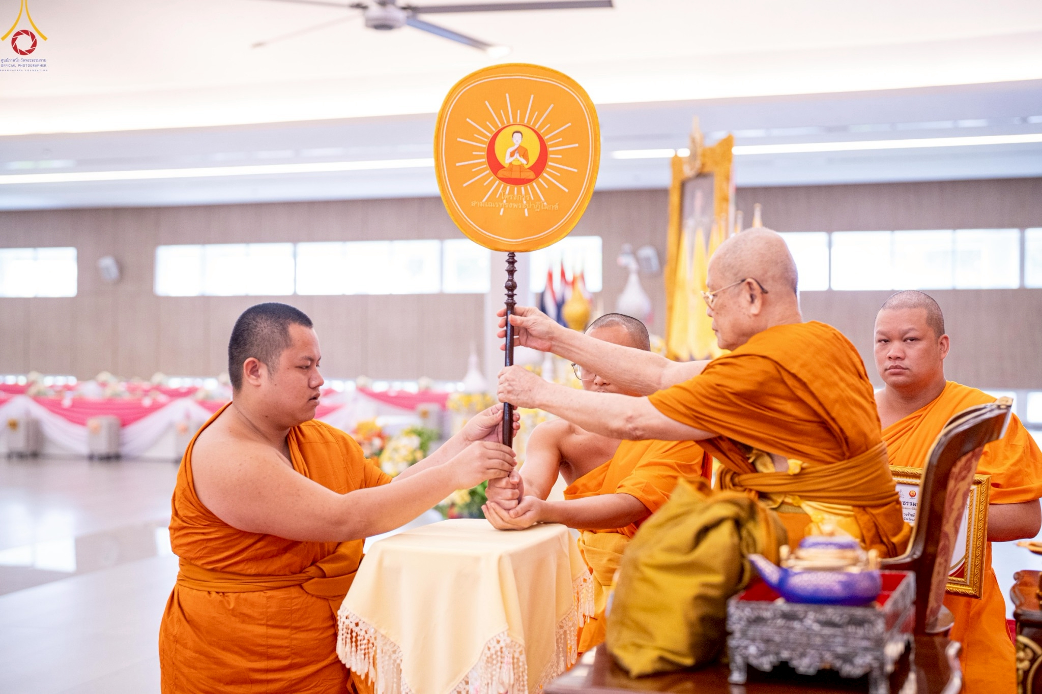 วัดพระธรรมกาย จัดพิธีมอบรางวัลเกียรติยศ ผู้สอบผ่านโครงการสามเณรทรงพระปาฏิโมกข์ ปีที่ 3