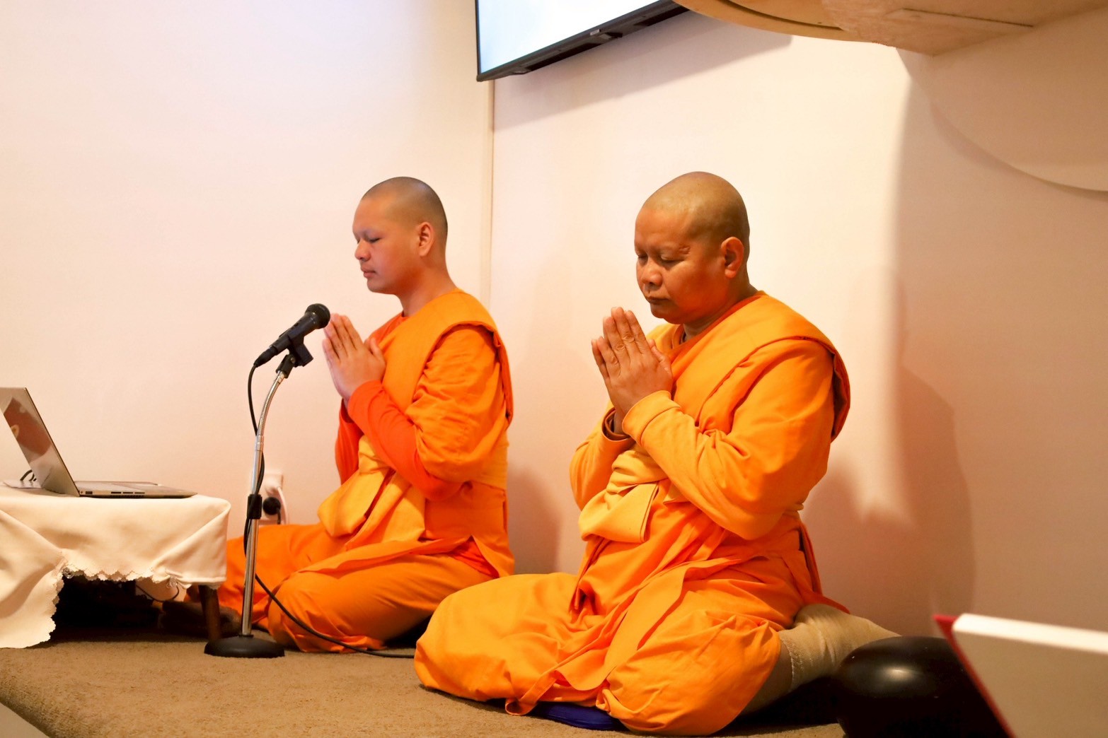 วัดพระธรรมกายดันนีดิน จัดงานวันครูผู้ค้นพบวิชชาธรรมกาย และบูชาข้าวพระ