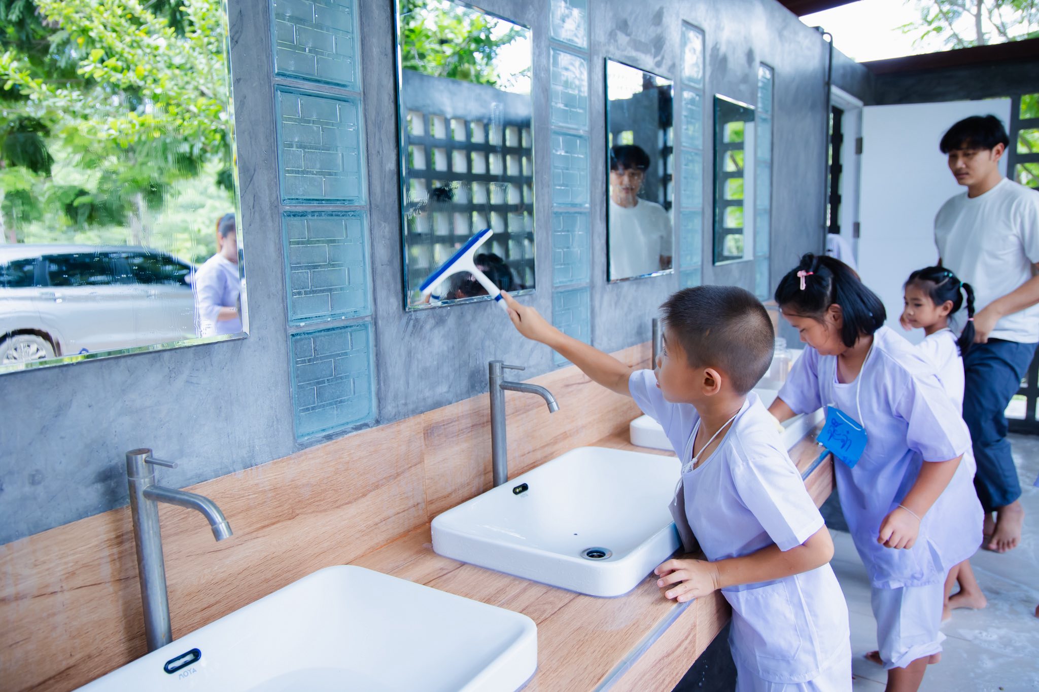 ศูนย์ปฏิบัติธรรมแก้วเมืองเลย จัดอบรมศีลธรรมนักเรียน โรงเรียนเทศบาลนาดินดำ 2 บ้านหนองนาทราย