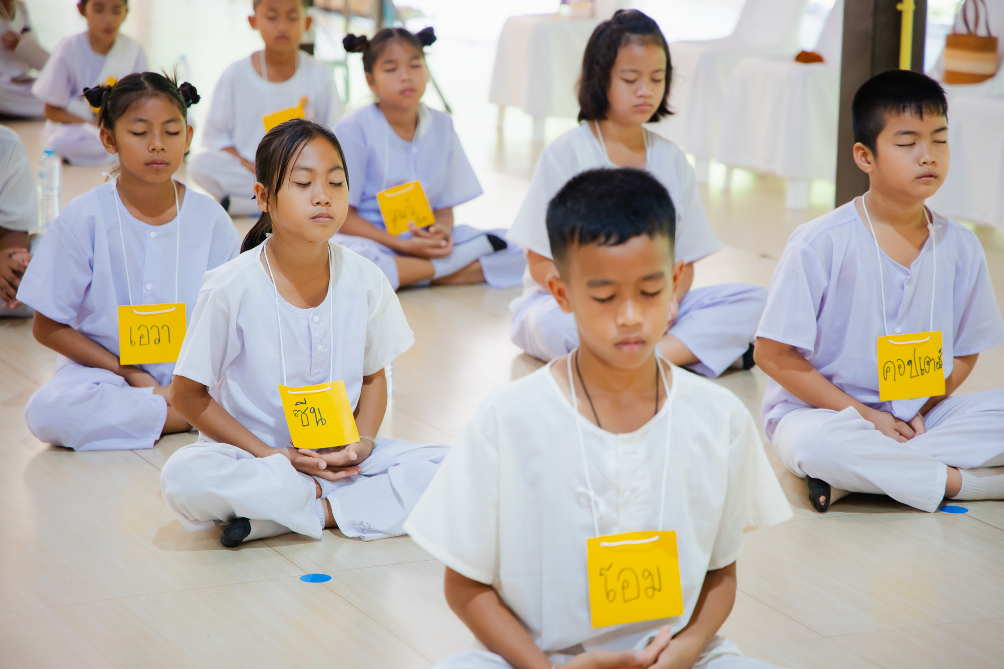 ศูนย์ปฏิบัติธรรมแก้วเมืองเลย จัดอบรมศีลธรรมนักเรียน โรงเรียนเทศบาลนาดินดำ 2 บ้านหนองนาทราย