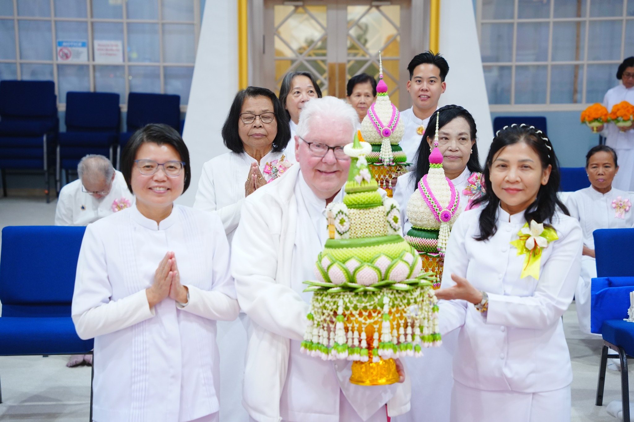 วัดพระธรรมกายชิคาโก จัดพิธีบูชาครูผู้ค้นพบวิชชาธรรมกาย และงานบุญบูชาข้าวพระ
