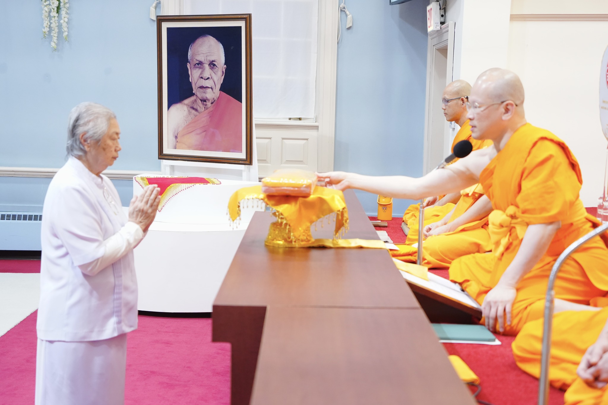 วัดพระธรรมกายชิคาโก จัดพิธีบูชาครูผู้ค้นพบวิชชาธรรมกาย และงานบุญบูชาข้าวพระ