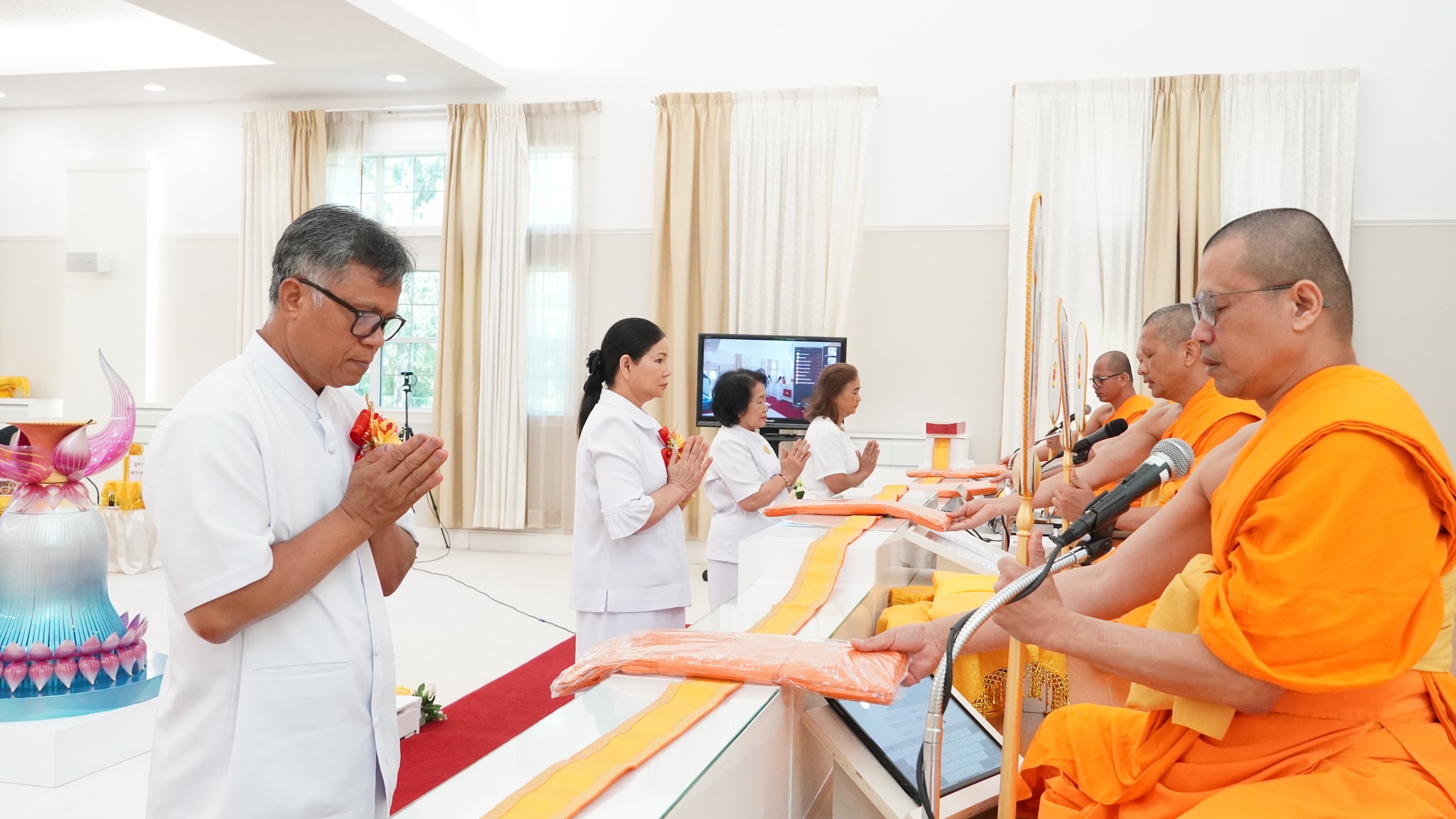 วัดพระธรรมกายฟลอริดา จัดพิธีบุพเปตพลี