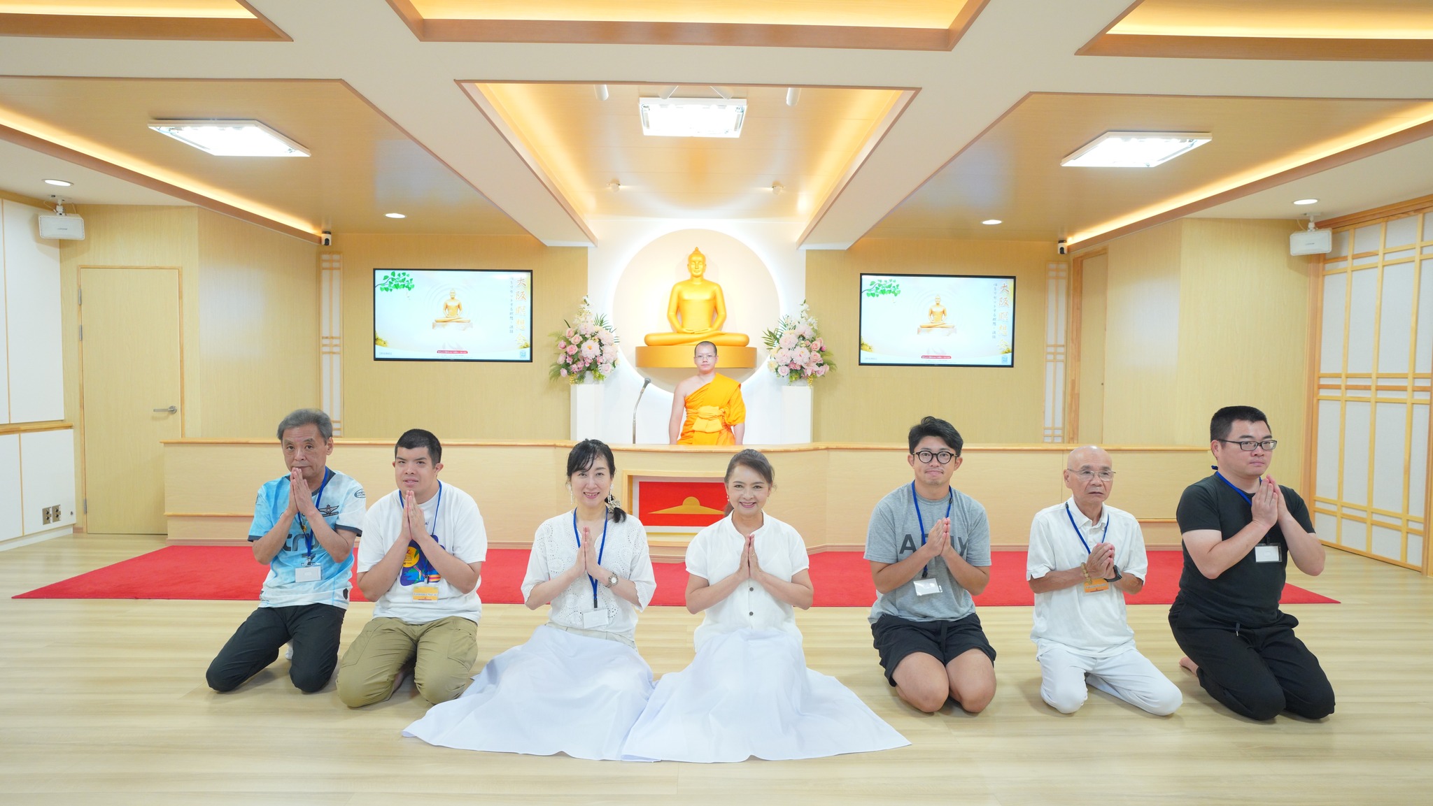 วัดพระธรรมกายโอซาก้า จัดปฏิบัติธรรมชาวญี่ปุ่น