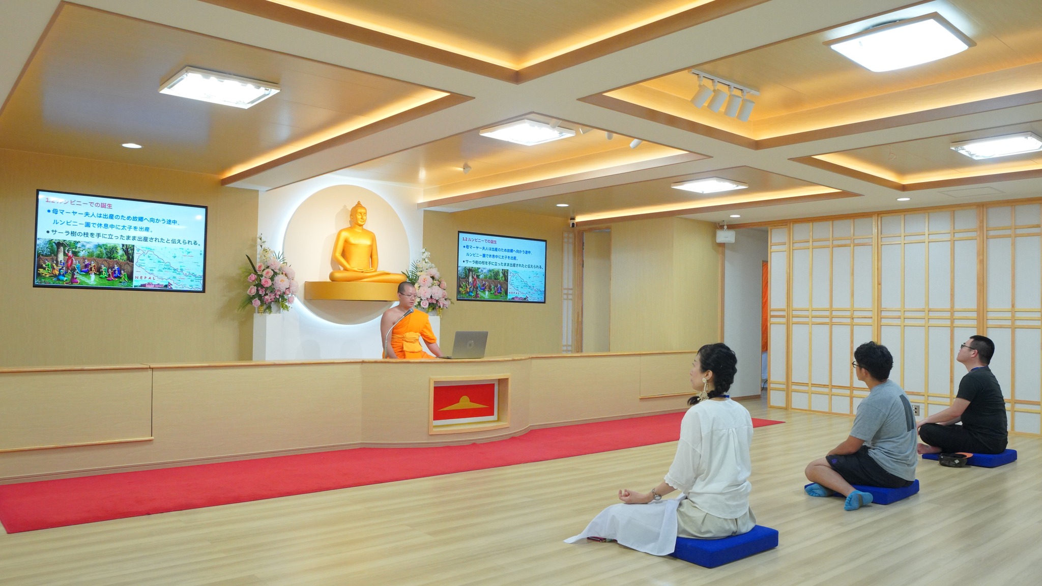 วัดพระธรรมกายโอซาก้า จัดปฏิบัติธรรมชาวญี่ปุ่น