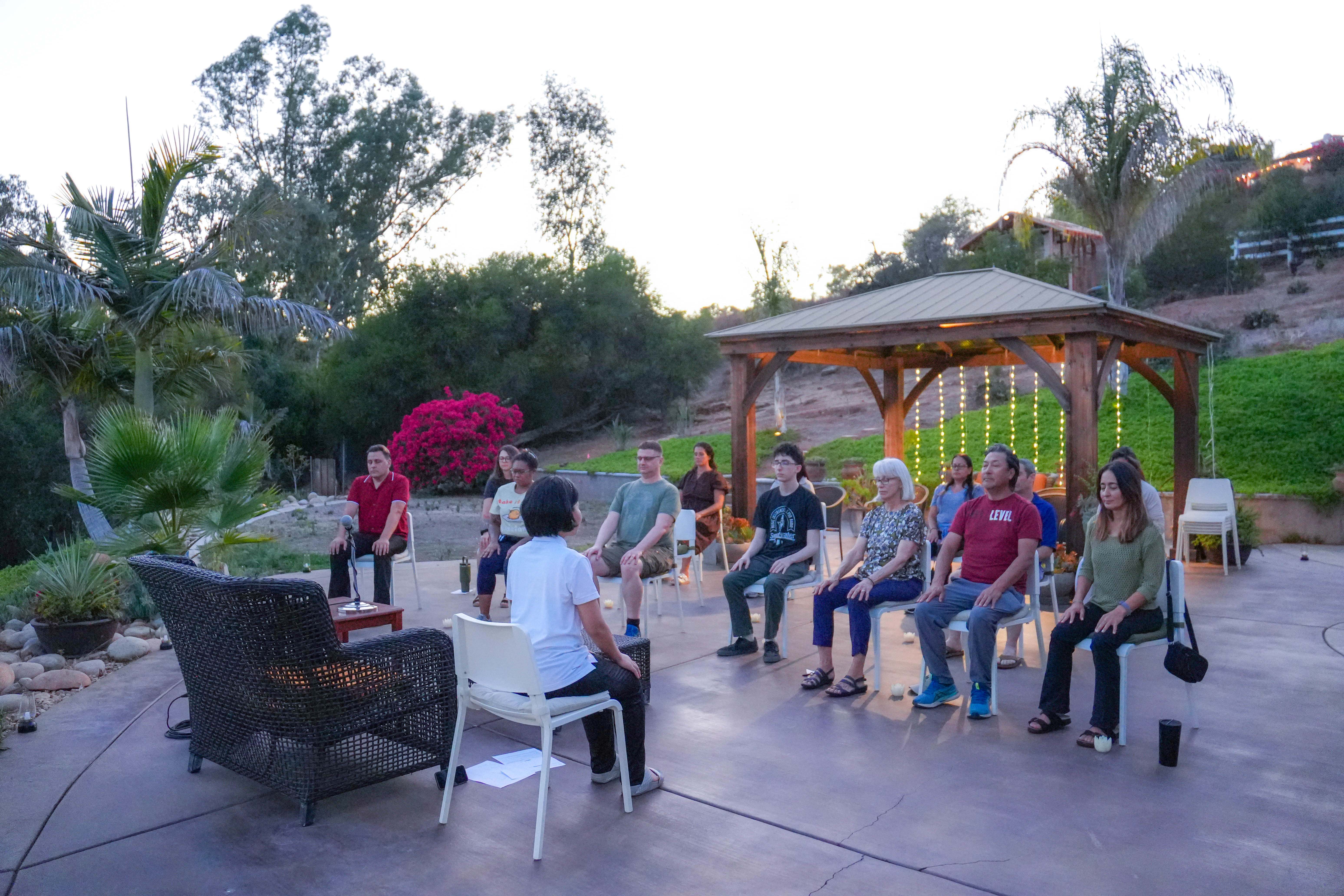 วัดภาวนาซานดิเอโก จัดโครงการ Moonlight Meditation