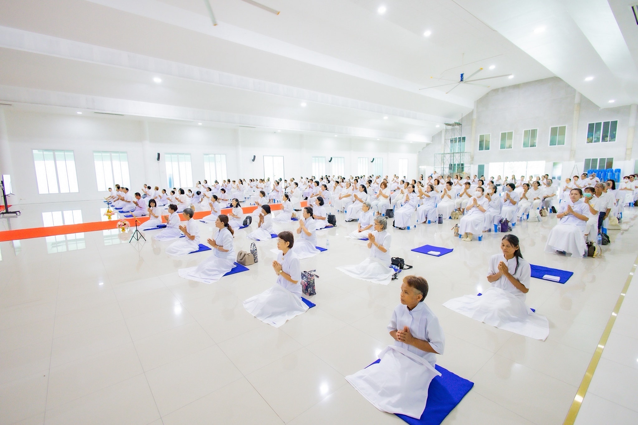 ศูนย์อบรมเยาวชนลาดหลุมแก้ว จัดอบรมโครงการอุบาสกแก้ว อุบาสิกาแก้ว รุ่นที่ 1