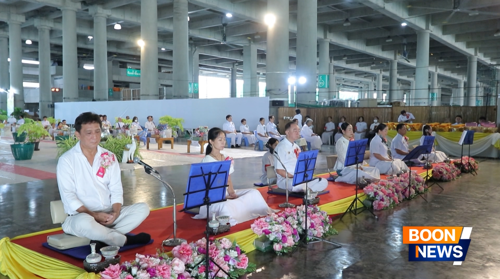 พิธีตักบาตรฉลองพระใหม่ โครงการอุปสมบทหมู่บูชาธรรมครบรอบ 108 ปี วันครูผู้ค้นพบวิชชาธรรมกาย