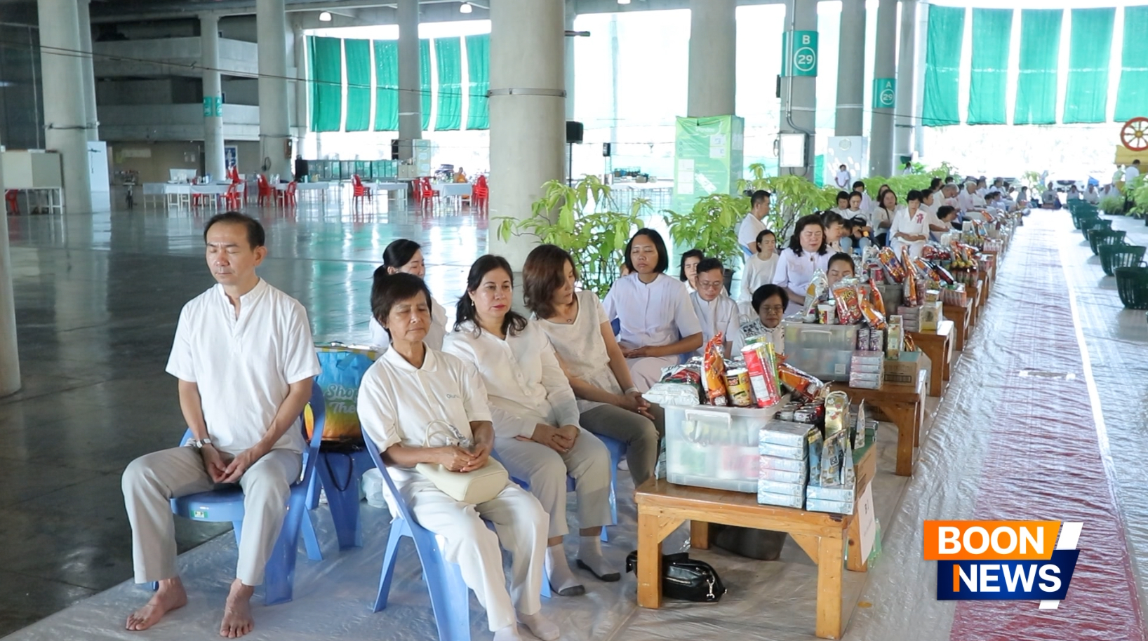 พิธีตักบาตรฉลองพระใหม่ โครงการอุปสมบทหมู่บูชาธรรมครบรอบ 108 ปี วันครูผู้ค้นพบวิชชาธรรมกาย