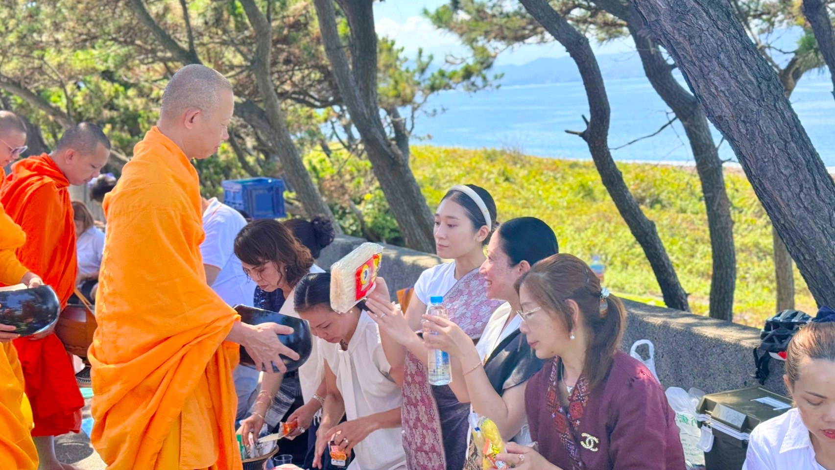 LINE_ALBUM_à¸à¸±à¸à¸à¸²à¸à¸£à¹à¸à¸¢-ลาวà¸à¸´à¸ªà¸¸à¹à¸à¸à¸° 15082568_250815_164.jpg