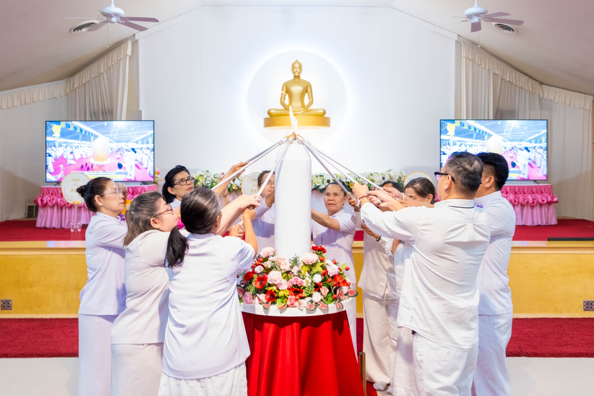 วัดพระธรรมกายเท็กซัส จัดงานบุญวันอาทิตย์