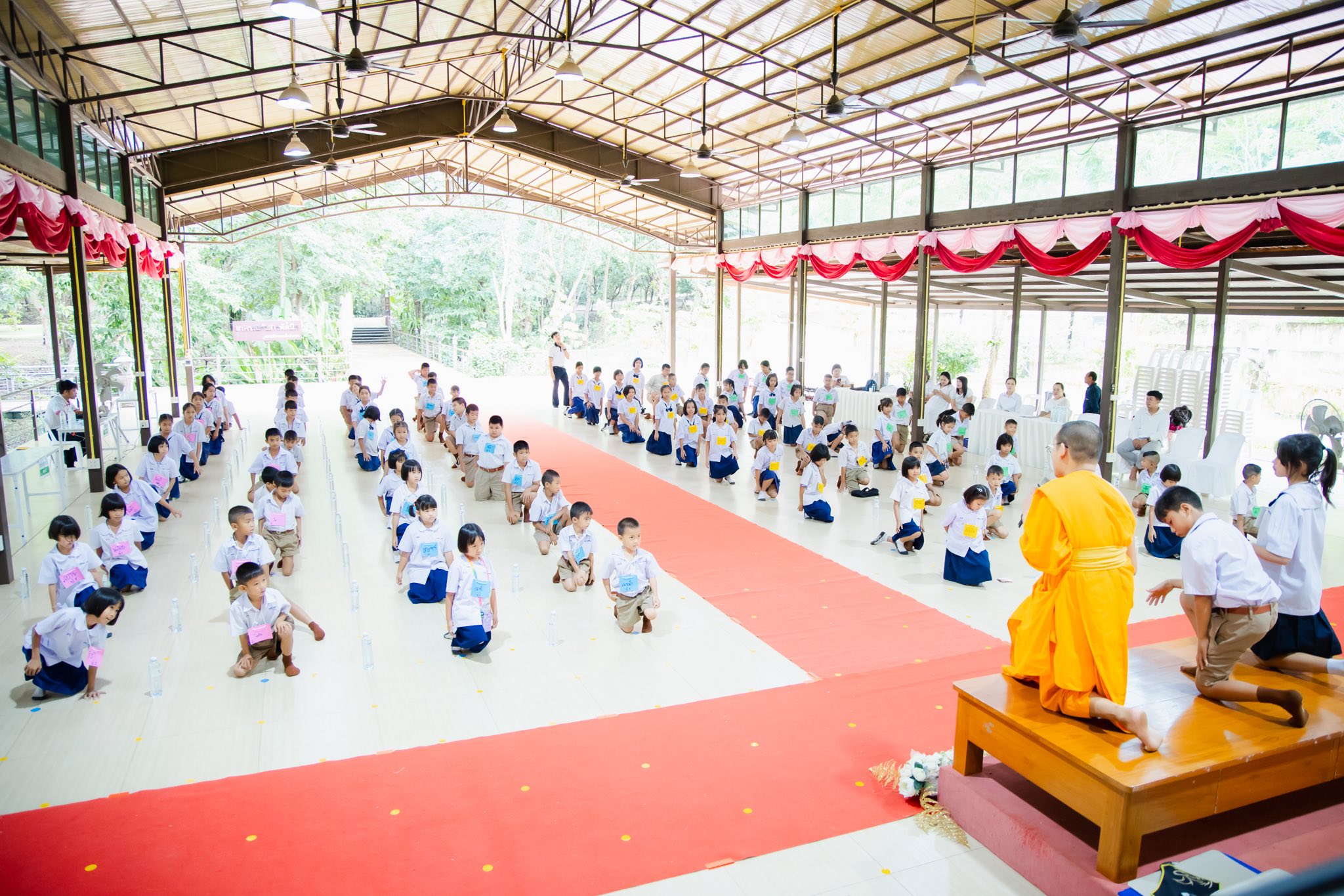 ศูนย์ปฏิบัติธรรมแก้วเมืองเลย จัดอบรมศีลธรรม โรงเรียนบ้านสะอาดลายเหนือ