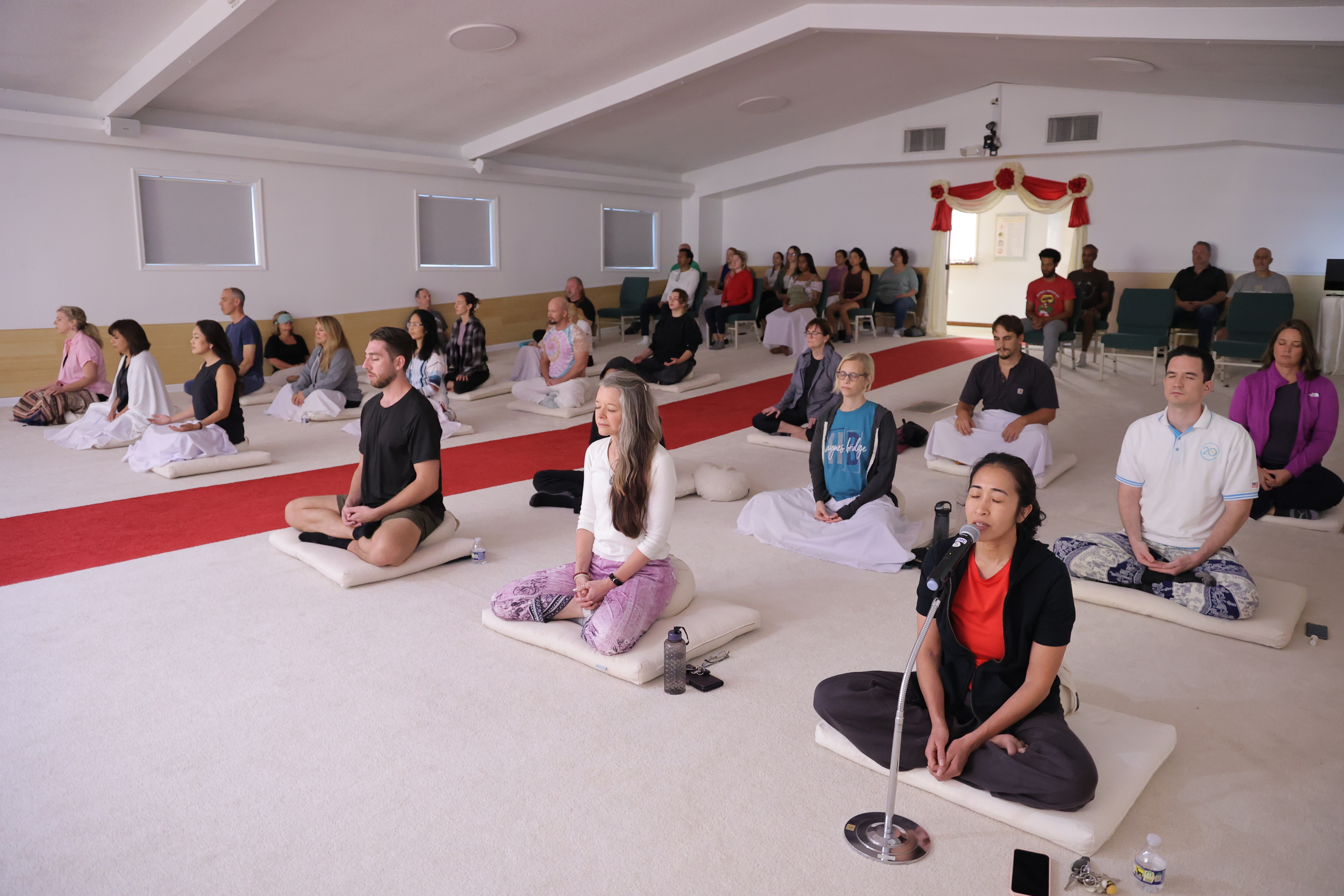 วัดพระธรรมกายจอร์เจีย จัดกิจกรรมนั่งสมาธิสำหรับชาวท้องถิ่น