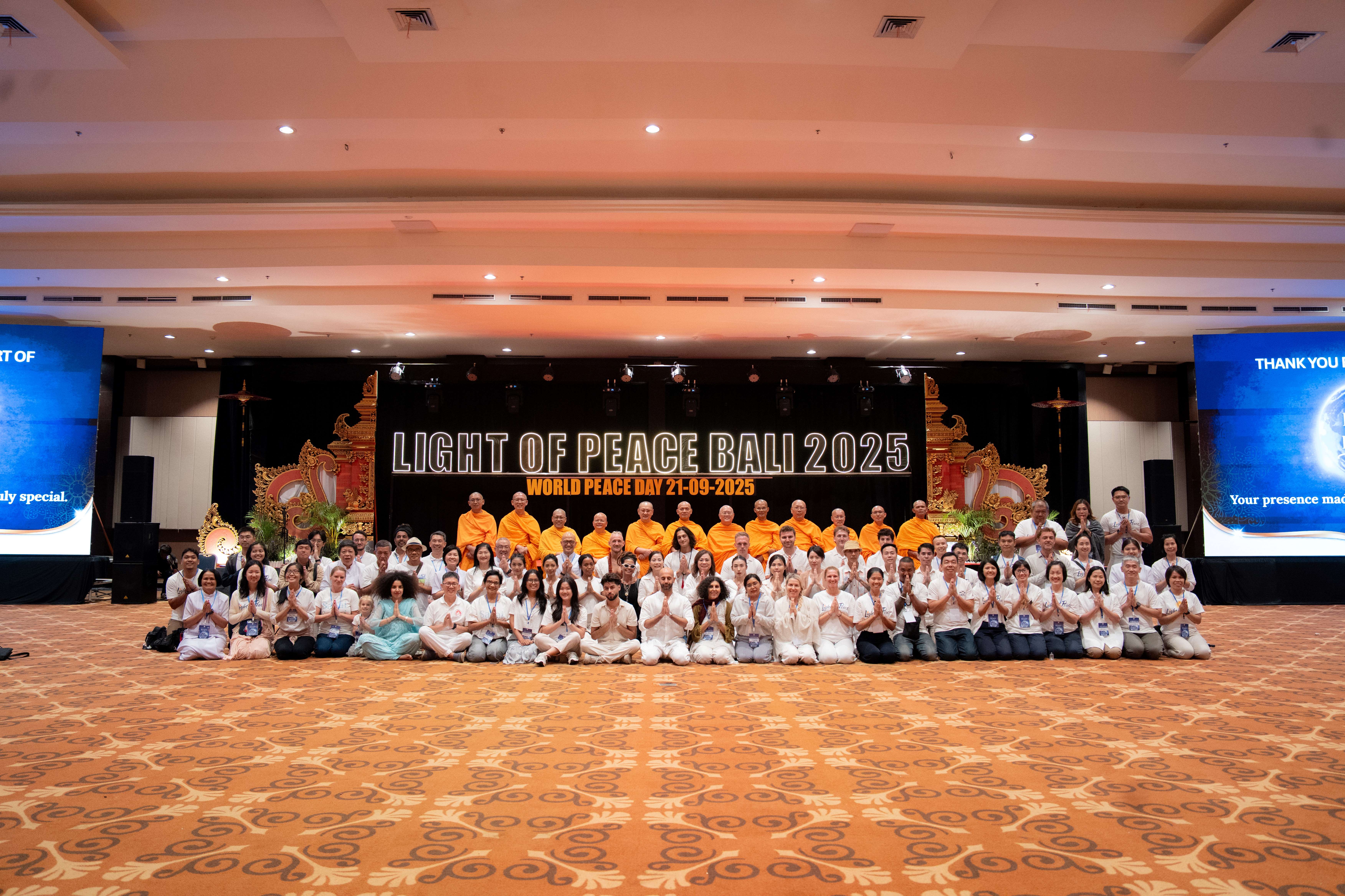 กิจกรรมสมาธิเพื่อสันติภาพ เฉลิมฉลองวันสันติภาพโลก