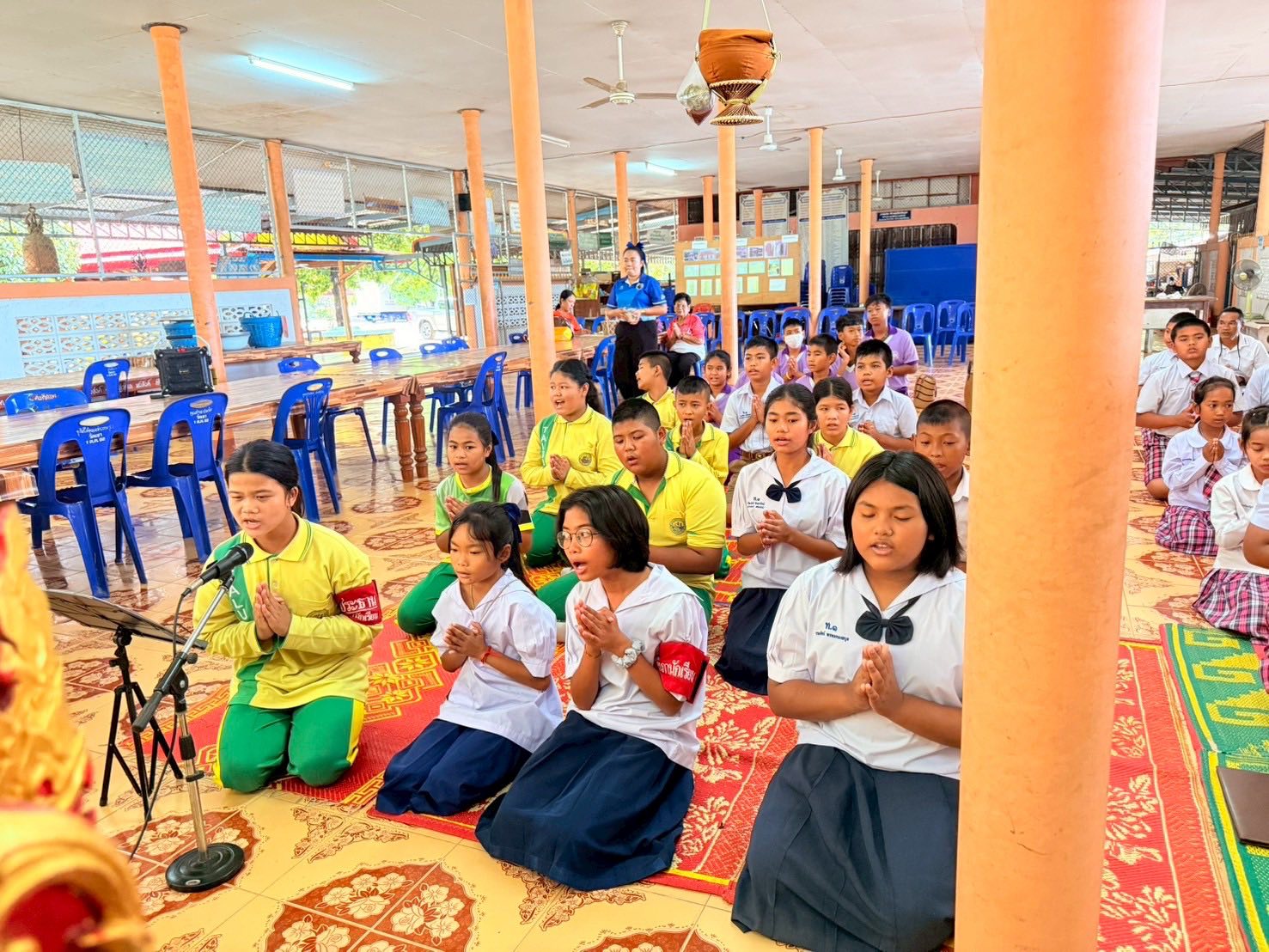 ชมรมพุทธรักษา จังหวัดปัตตานี จัดหล่อหลอมนักเรียนที่ผ่านการอบรมค่ายต้นกล้าสันติภาพจังหวัดชายแดนใต้