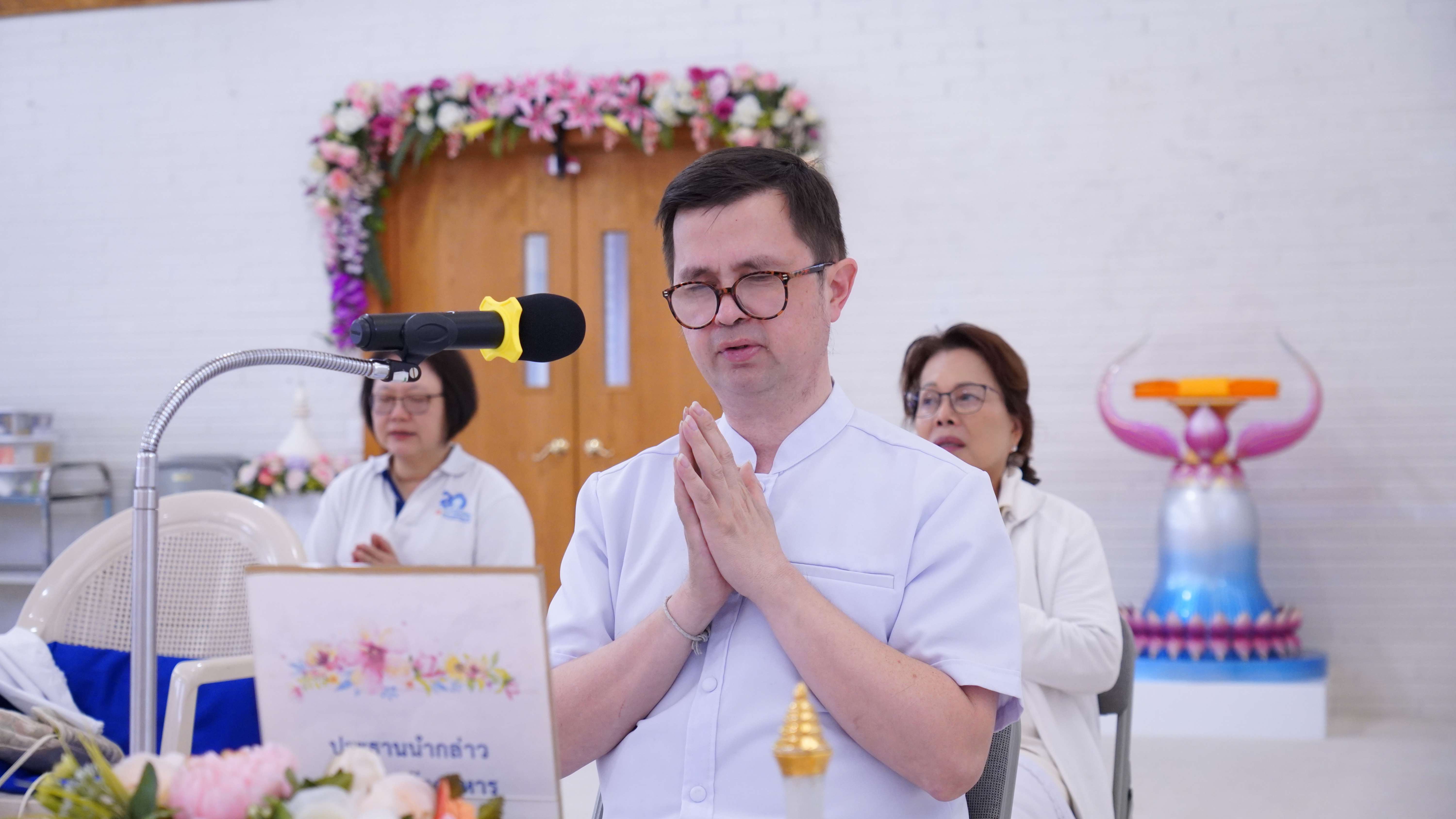 วัดพระธรรมกายซีแอตเติล จัดพิธีถวายคิลานเภสัช