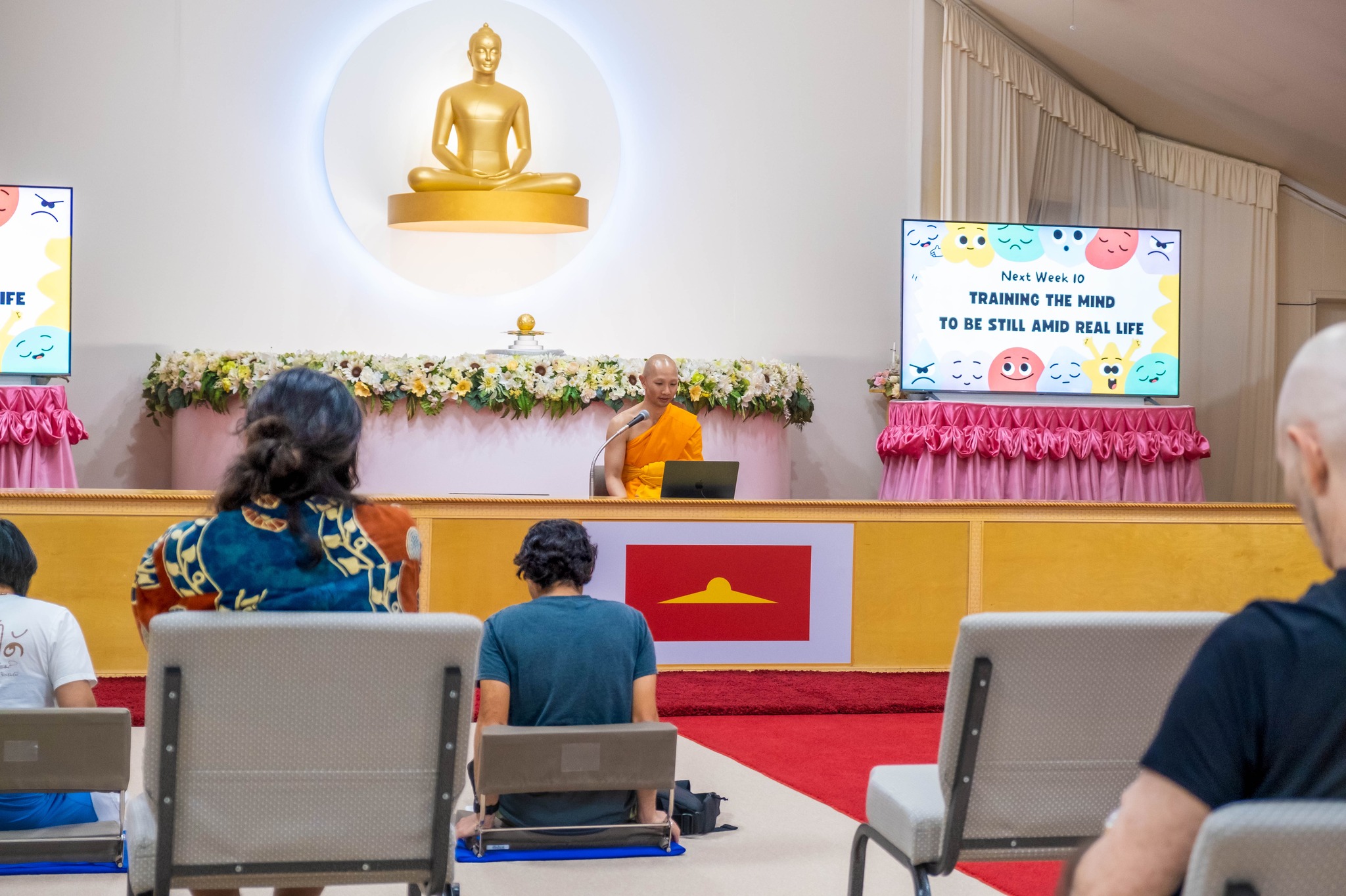 วัดพระธรรมกายเท็กซัส จัดกิจกรรมคลาสสมาธิสำหรับชาวท้องถิ่น