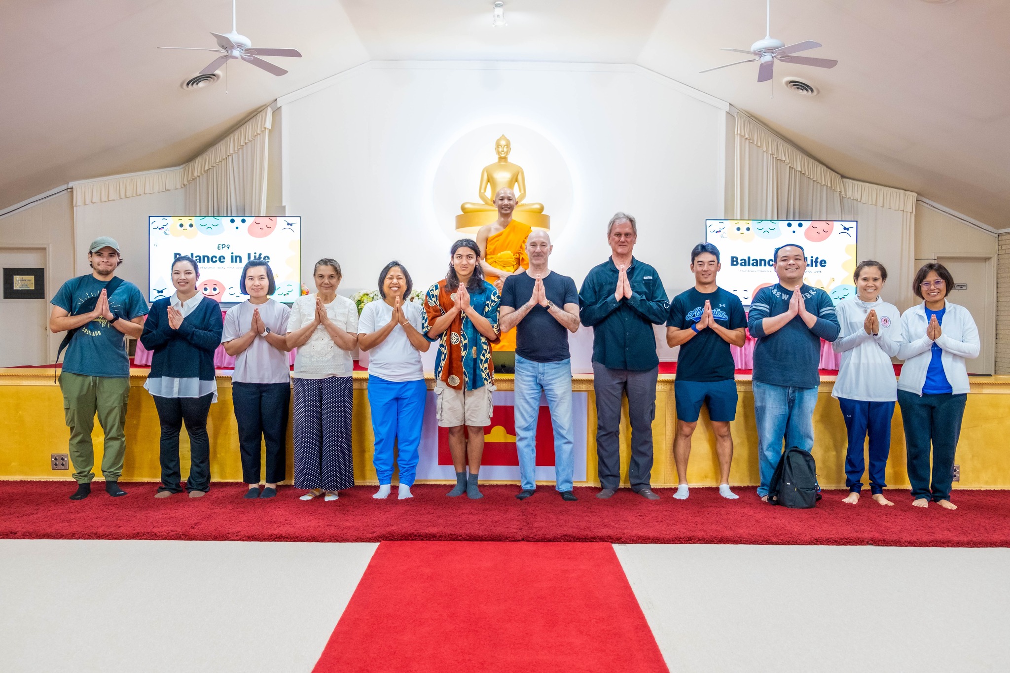 วัดพระธรรมกายเท็กซัส จัดกิจกรรมคลาสสมาธิสำหรับชาวท้องถิ่น