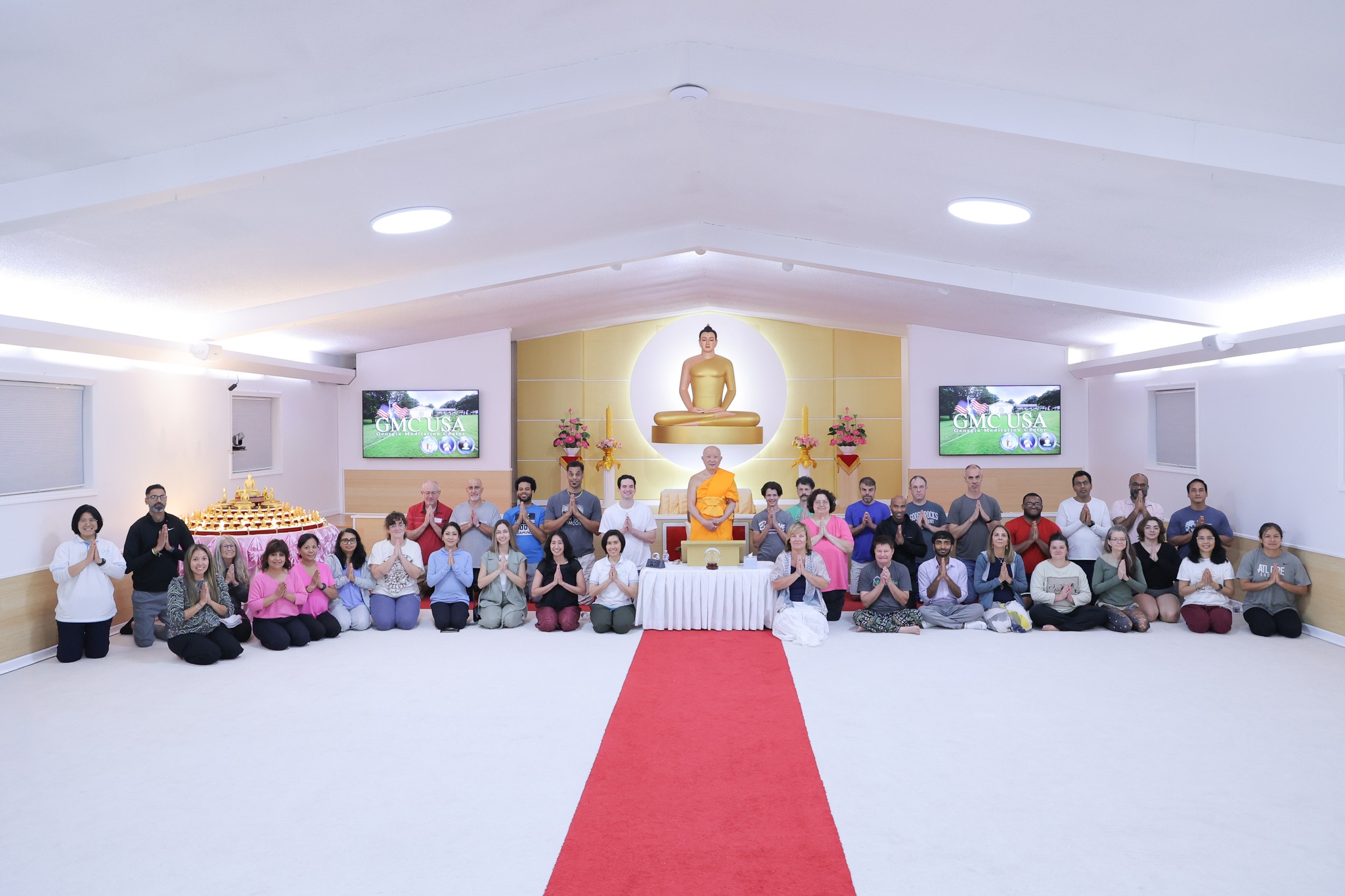 วัดพระธรรมกายจอร์เจีย จัดกิจกรรมนั่งสมาธิสำหรับชาวท้องถิ่น