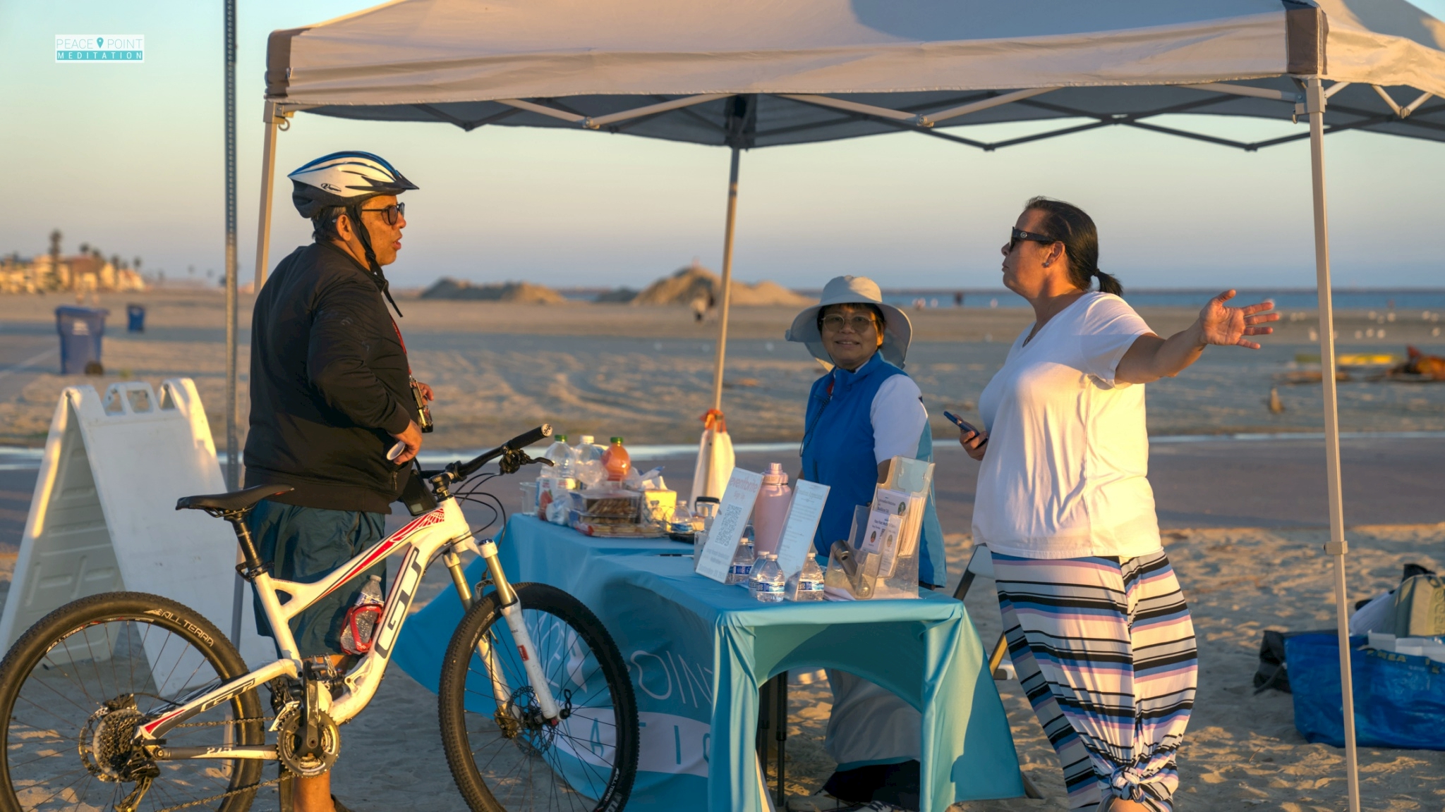 วัดพระธรรมกายแคลิฟอร์เนีย จัดปฏิบัติธรรมเพื่อสันติสุขภายใน