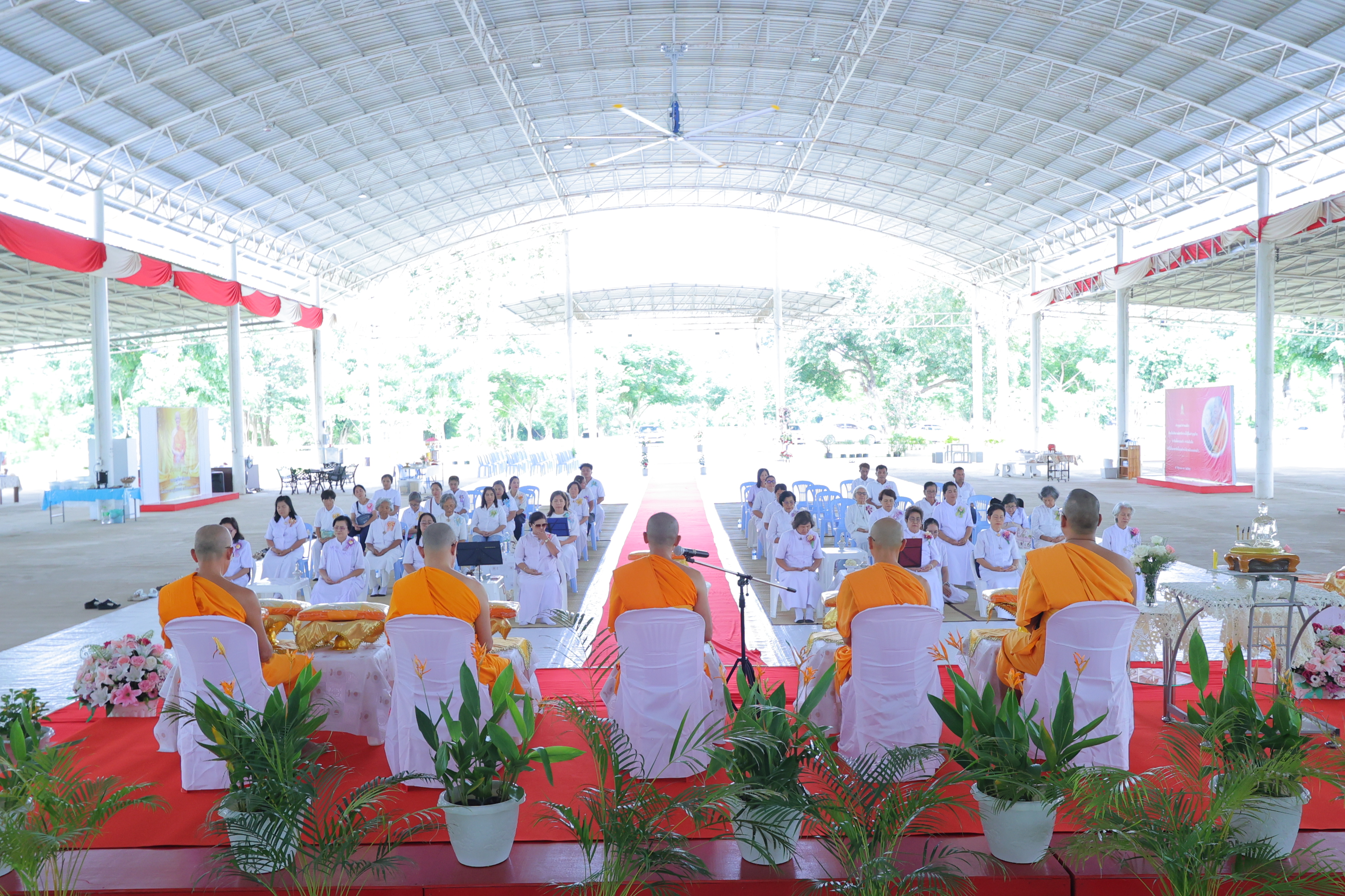 พิธีทอดผ้าป่าสร้างอาคารเรือนนอน ณ ศูนย์อบรมเยาวชนกาญจนบุรี โซนปฏิบัติธรรมริมน้ำ