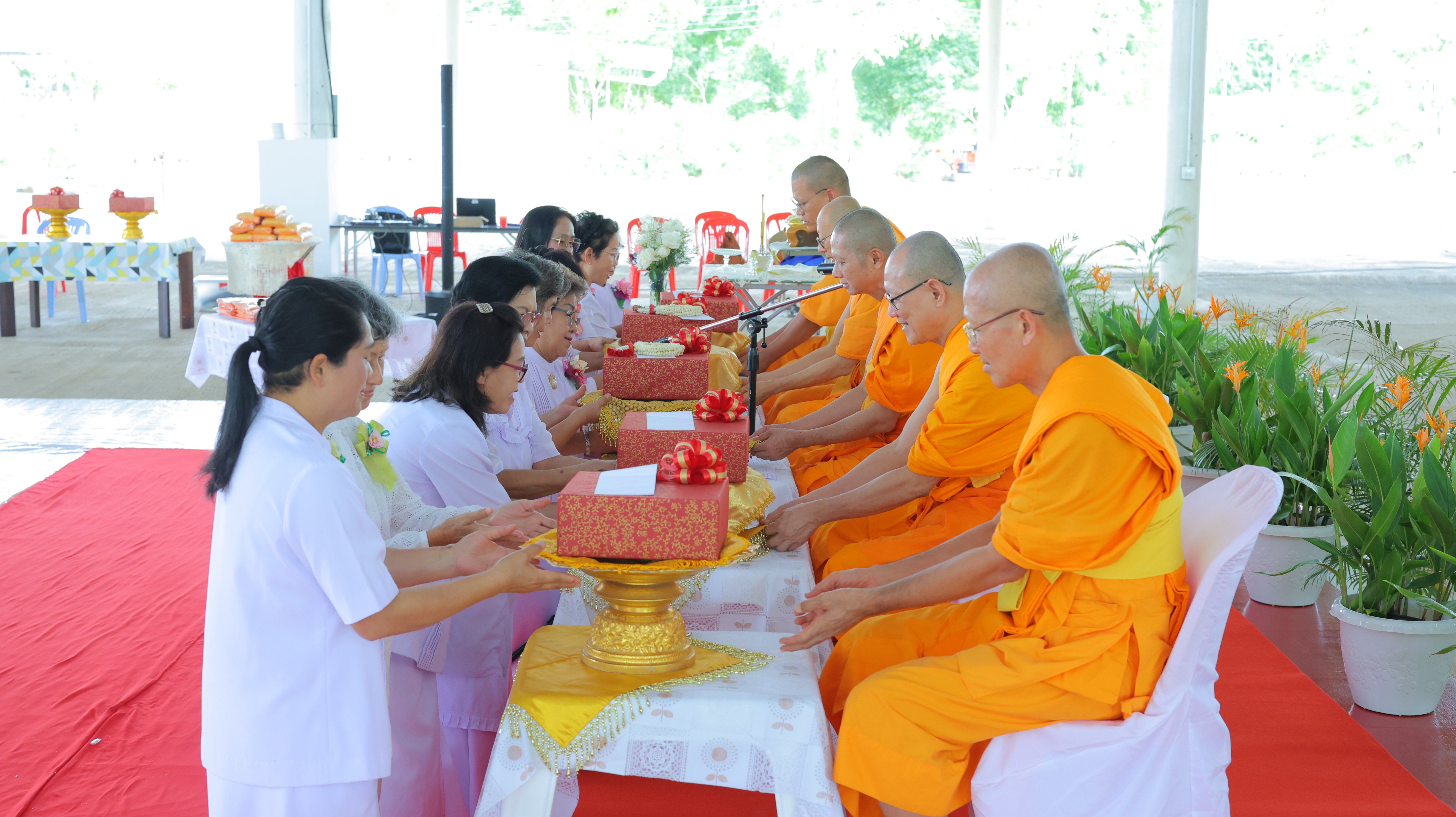 พิธีทอดผ้าป่าสร้างอาคารเรือนนอน ณ ศูนย์อบรมเยาวชนกาญจนบุรี โซนปฏิบัติธรรมริมน้ำ