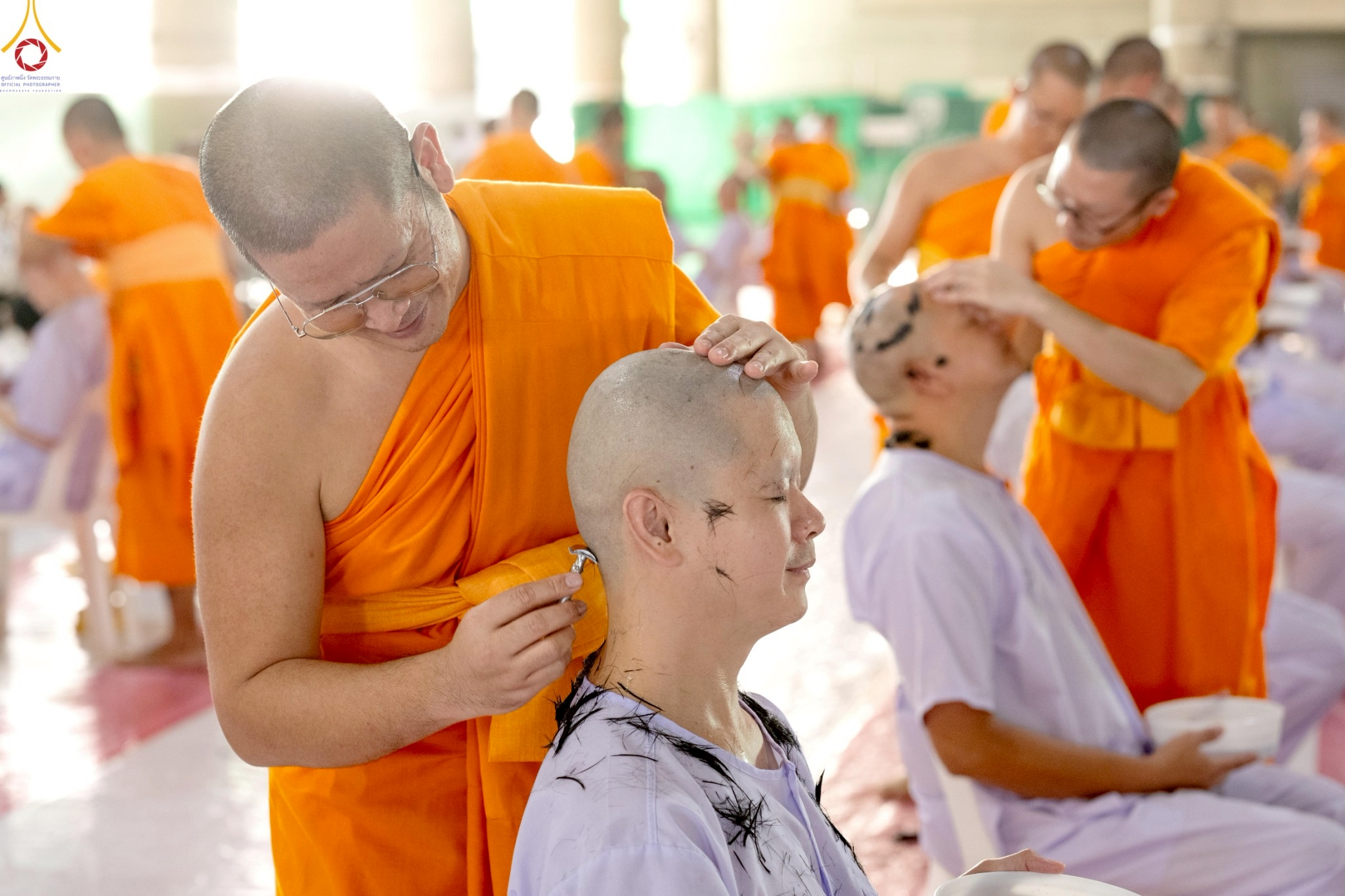 พิธีตัดปอยผมและปลงผมนาคธรรมทายาท รุ่นบูชาธรรม 141 ปี พระมงคลเทพมุนี