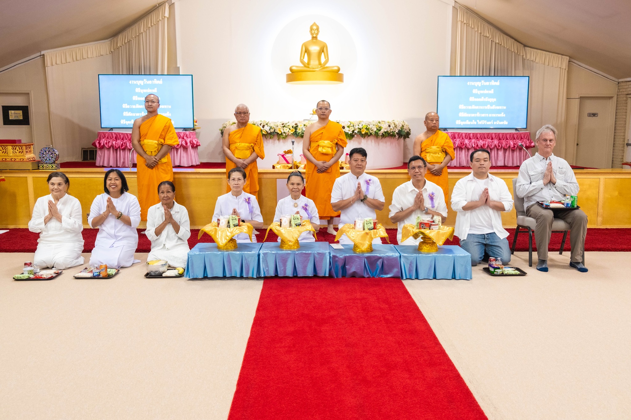 วัดพระธรรมกายเท็กซัส จัดงานบุญวันอาทิตย์