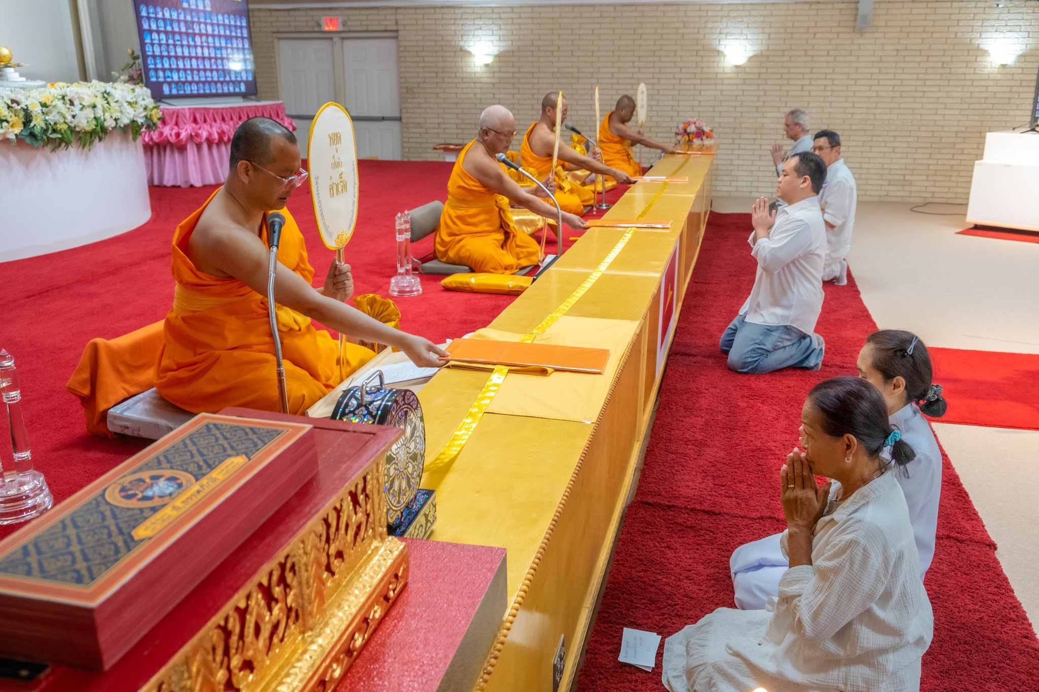 วัดพระธรรมกายเท็กซัส จัดงานบุญวันอาทิตย์