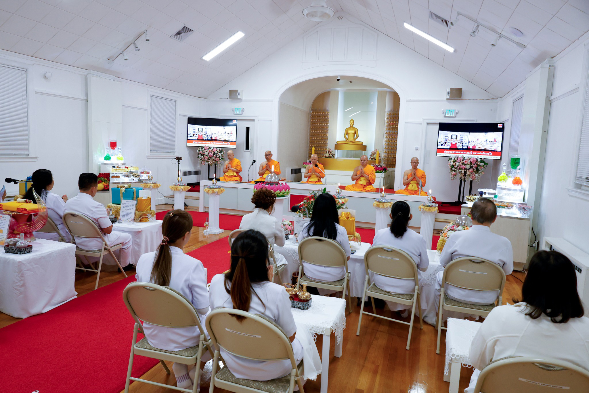 วัดพระธรรมกายบอสตัน จัดงานบุญบูชาข้าวพระ