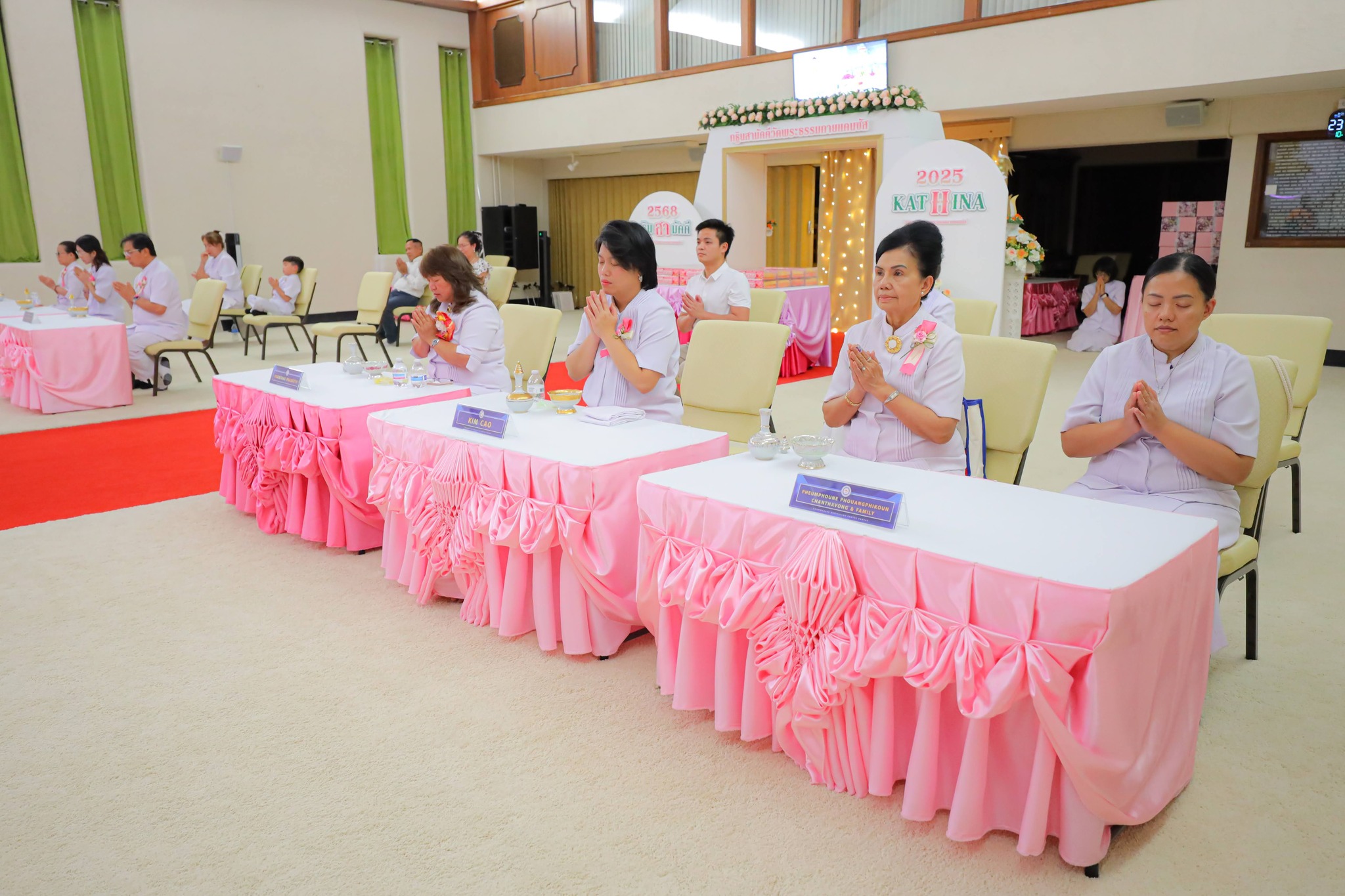 วัดพระธรรมกายแคนซัส จัดงานบุญบูชาข้าวพระ