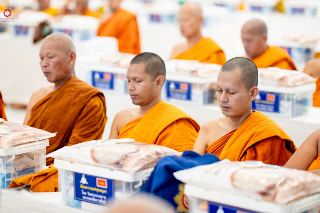 The 181st necessity offering ceremony to 323 temples in the four southern provinces of Thailand