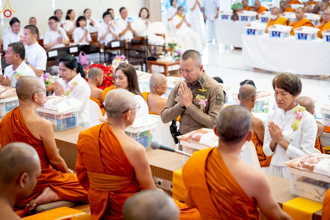 The 181st necessity offering ceremony to 323 temples in the four southern provinces of Thailand