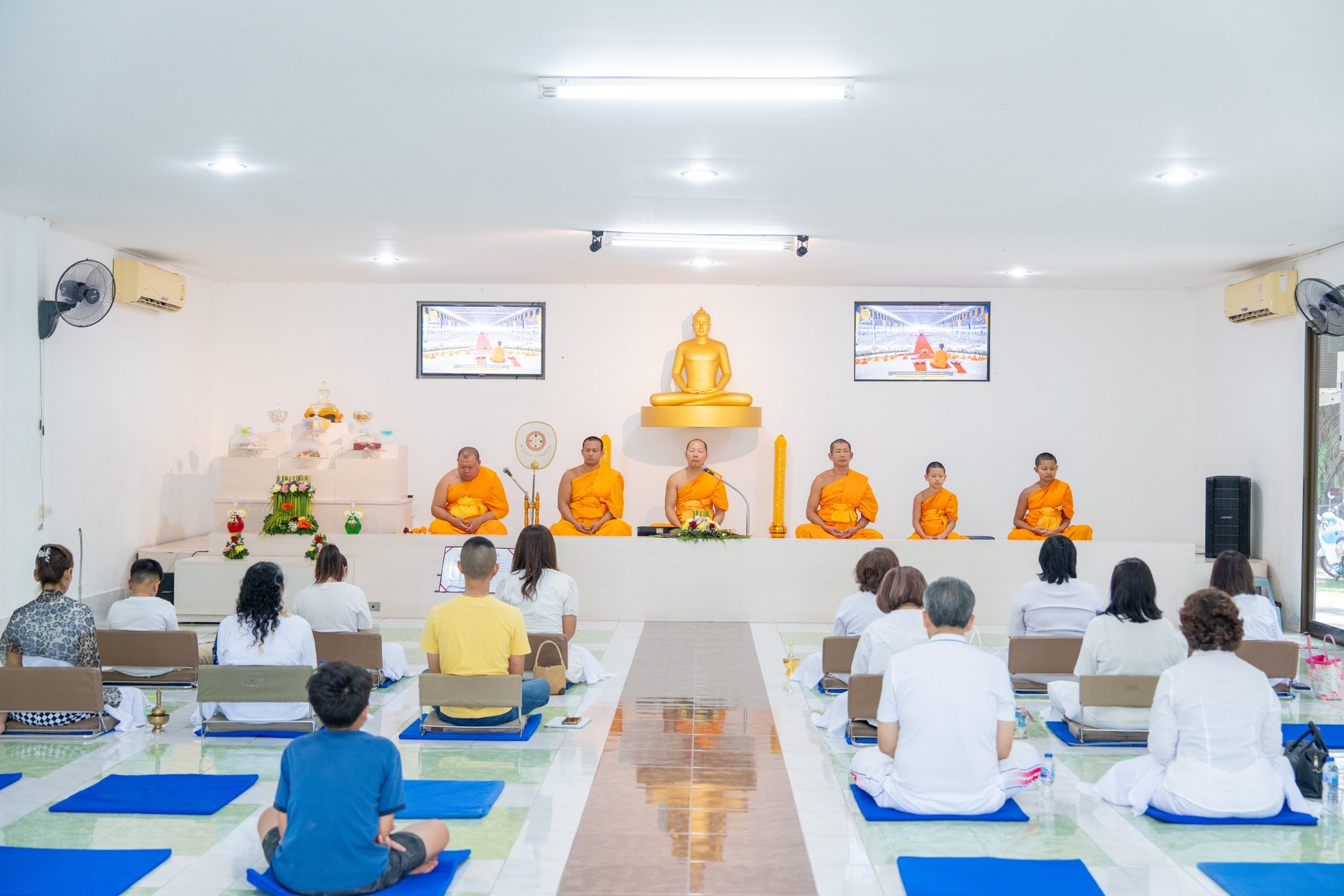 ศูนย์ปฏิบัติธรรมสุราษฎร์ธานี จัดพิธีบูชาข้าวพระ