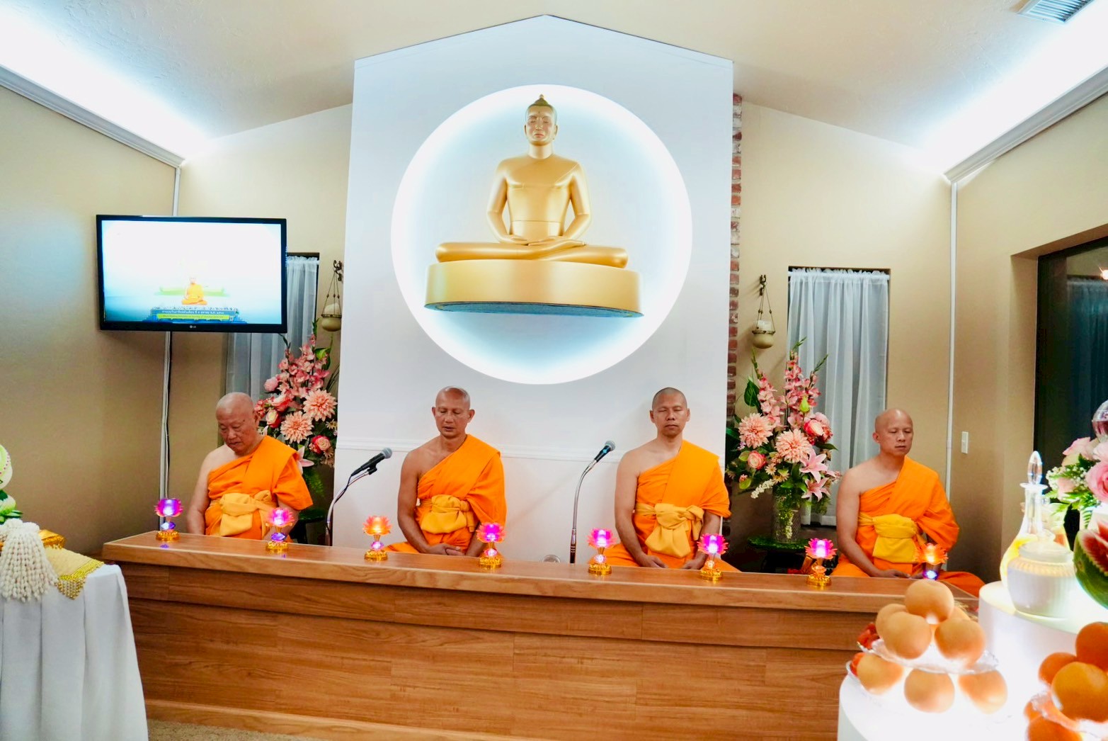 LINE_ALBUM_1042025 Buchakaophra_251005_9.jpg