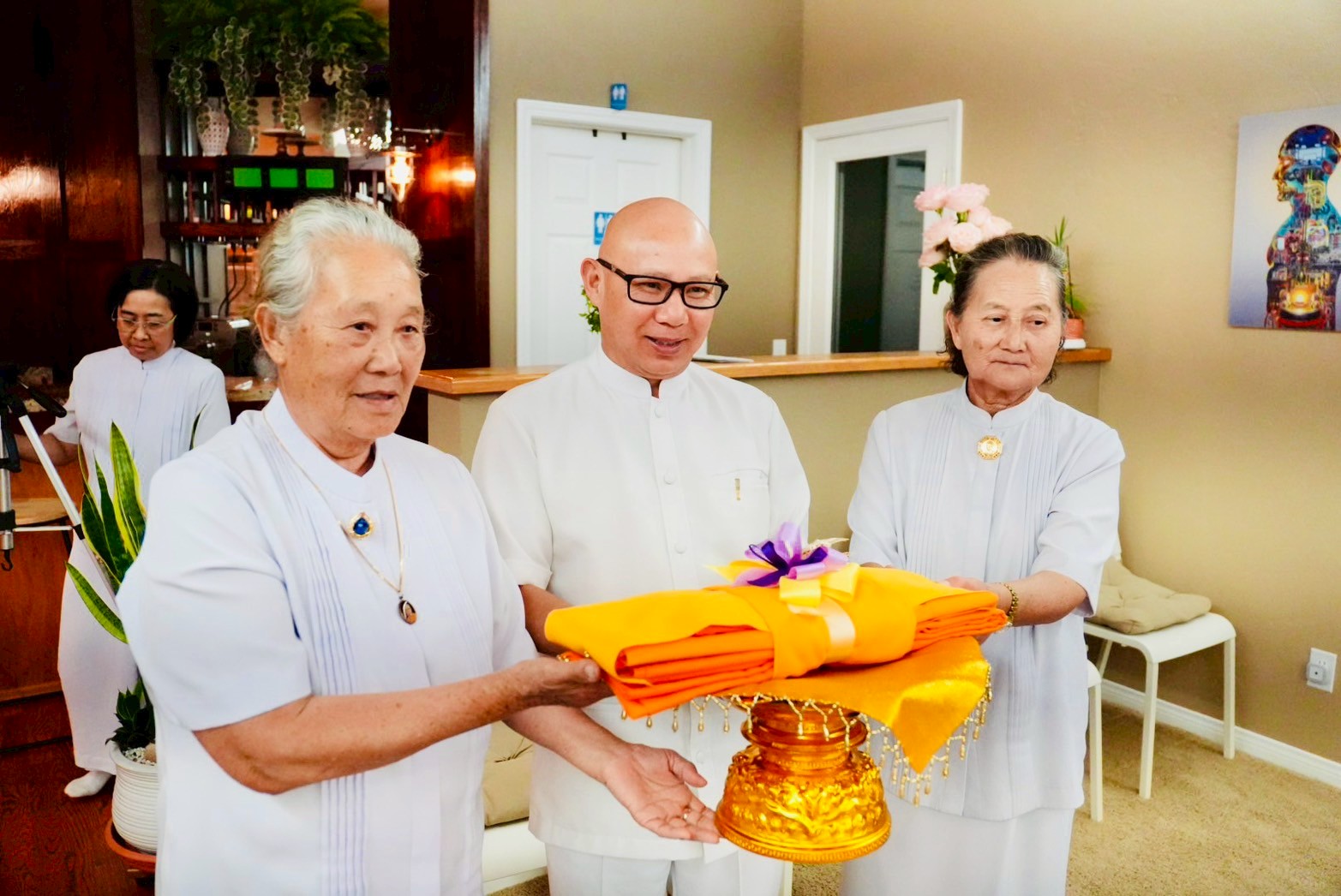 วัดภาวนาซานดิเอโก จัดงานบุญบูชาข้าวพระ