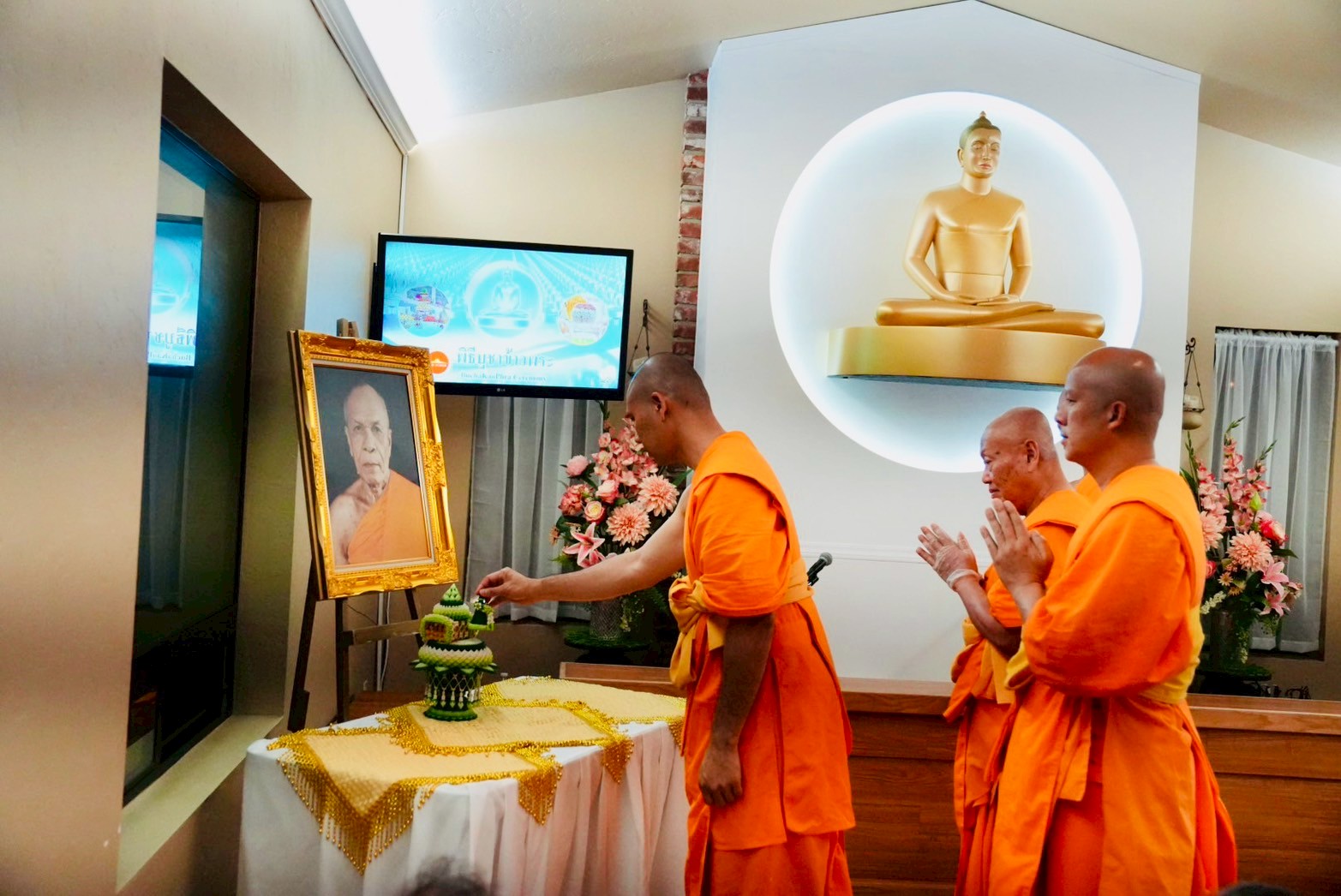 วัดภาวนาซานดิเอโก จัดงานบุญบูชาข้าวพระ