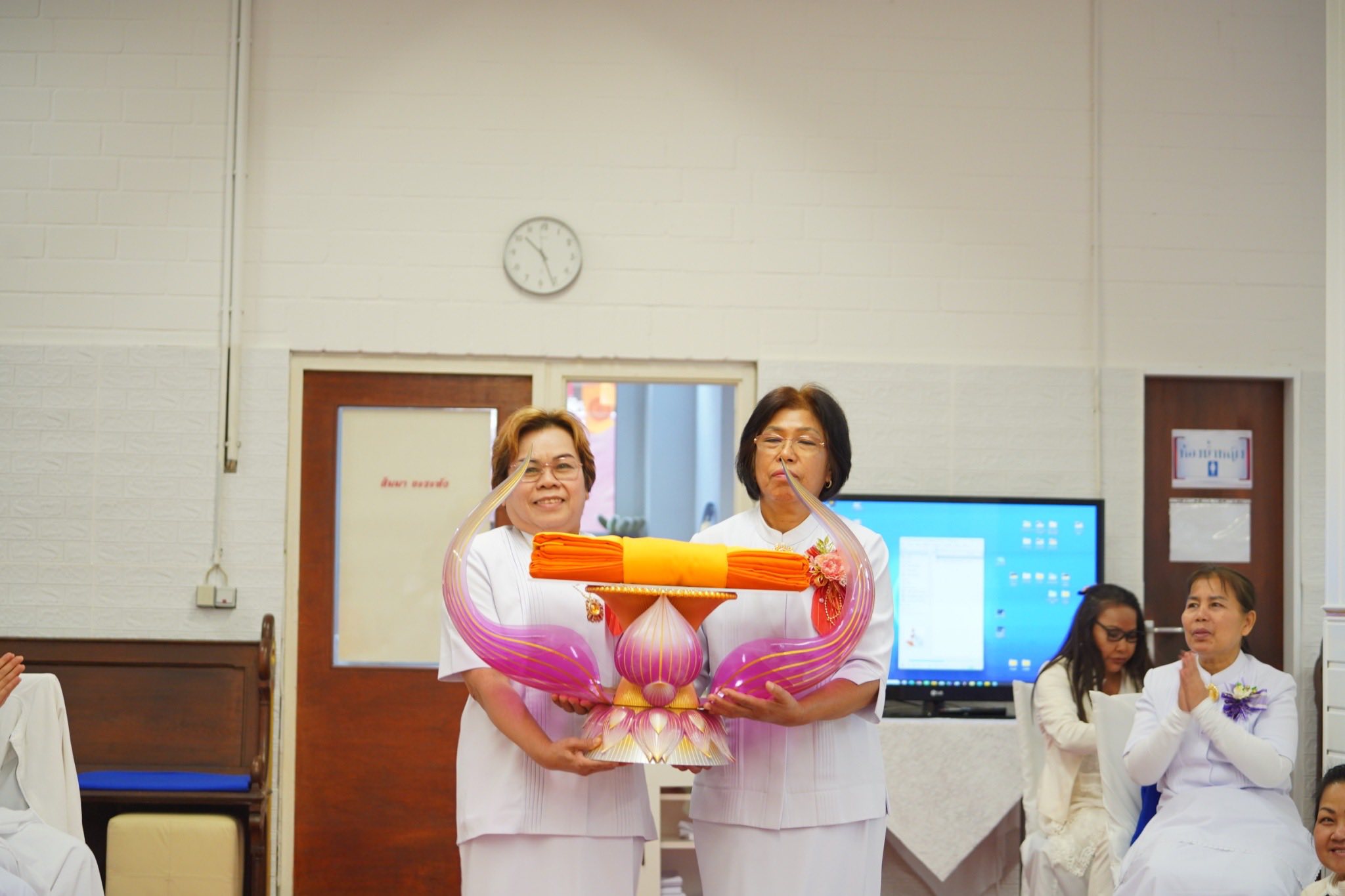 วัดพุทธนอร์ดไรน์-เวสท์ฟาเลน จัดงานบุญบูชาข้าวพระ